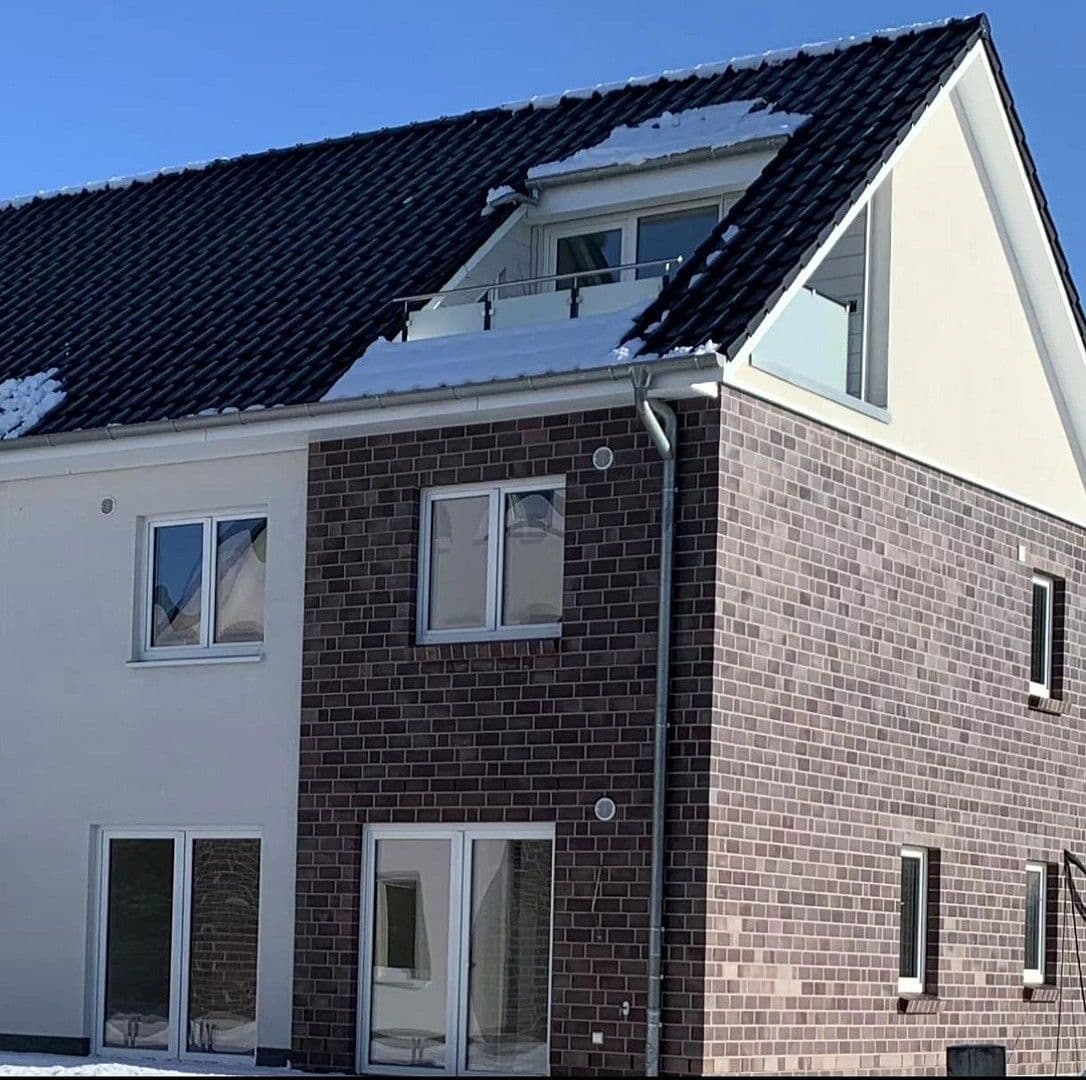 Prodej domu 126 m², pozemek 328 m², Bad Bramstedt, Šlesvicko-Holštýnsko Prodej domu 126 m², pozemek 328 m², Bad Bramstedt, Šlesvicko-Holštýnsko