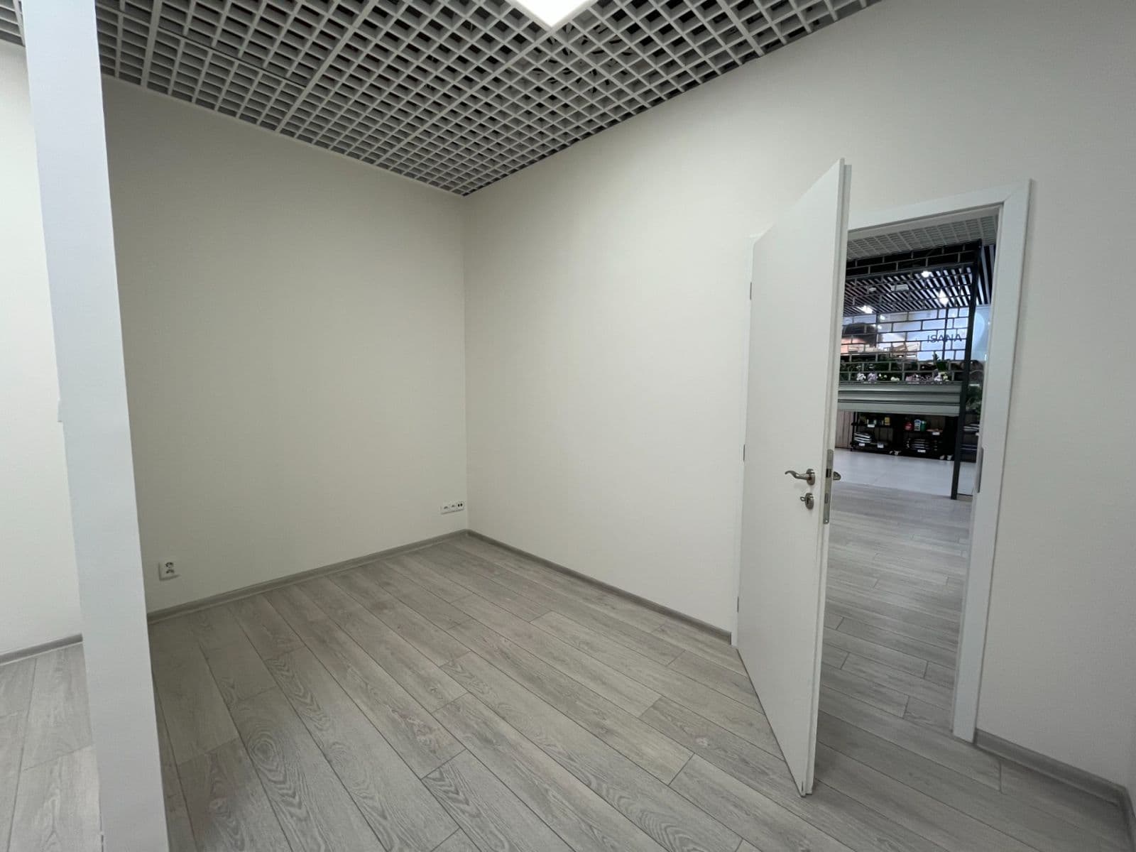 Pronájem nebytového prostoru 45 m², Mukařovského, Praha, Praha Pronájem nebytového prostoru 45 m², Mukařovského, Praha, Praha