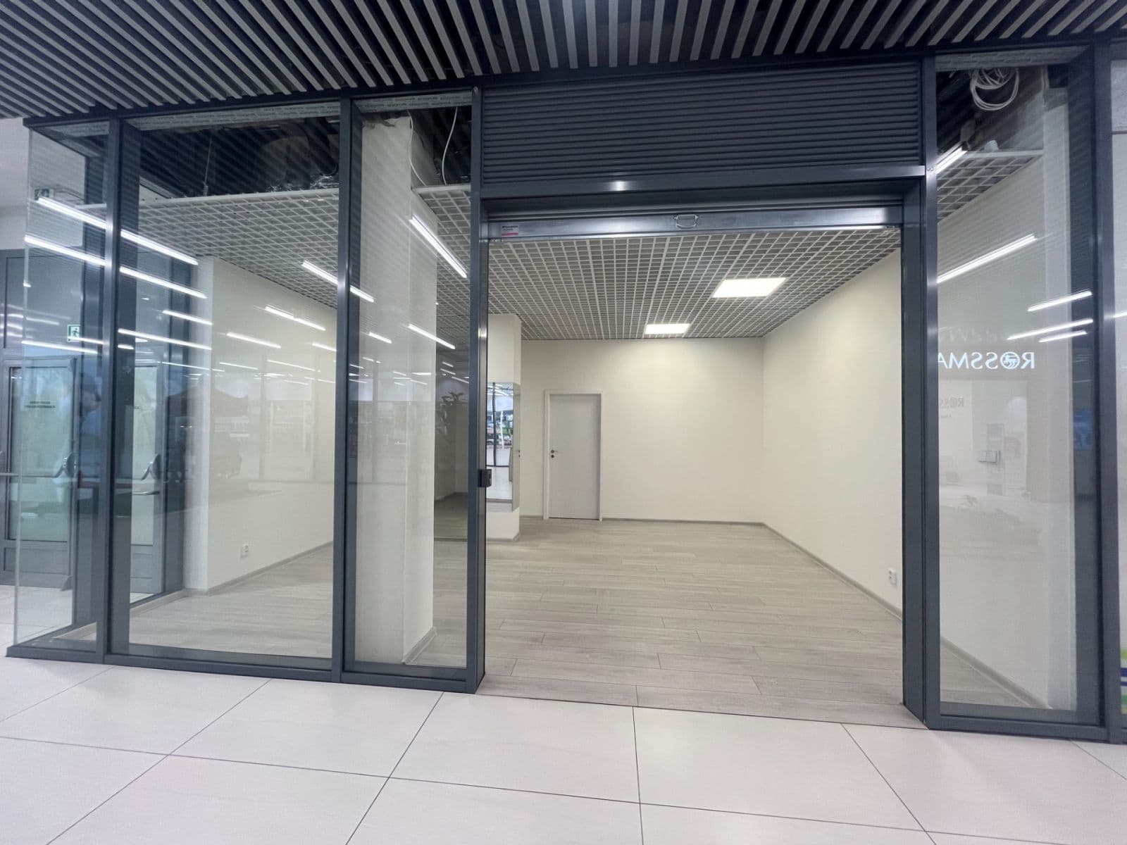 Pronájem nebytového prostoru 45 m², Mukařovského, Praha, Praha Pronájem nebytového prostoru 45 m², Mukařovského, Praha, Praha