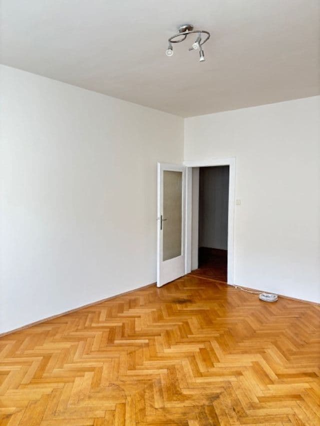 Pronájem bytu 1+1 60 m², Mášova, Brno, Jihomoravský kraj Pronájem bytu 1+1 60 m², Mášova, Brno, Jihomoravský kraj
