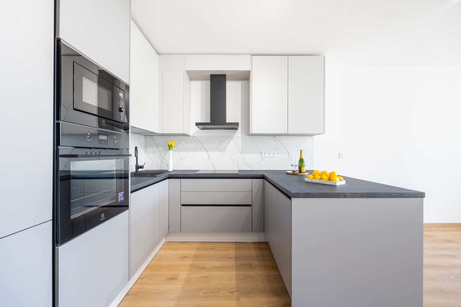 Prodej bytu 3+kk 92 m², Pražská, Praha, Praha Prodej bytu 3+kk 92 m², Pražská, Praha, Praha