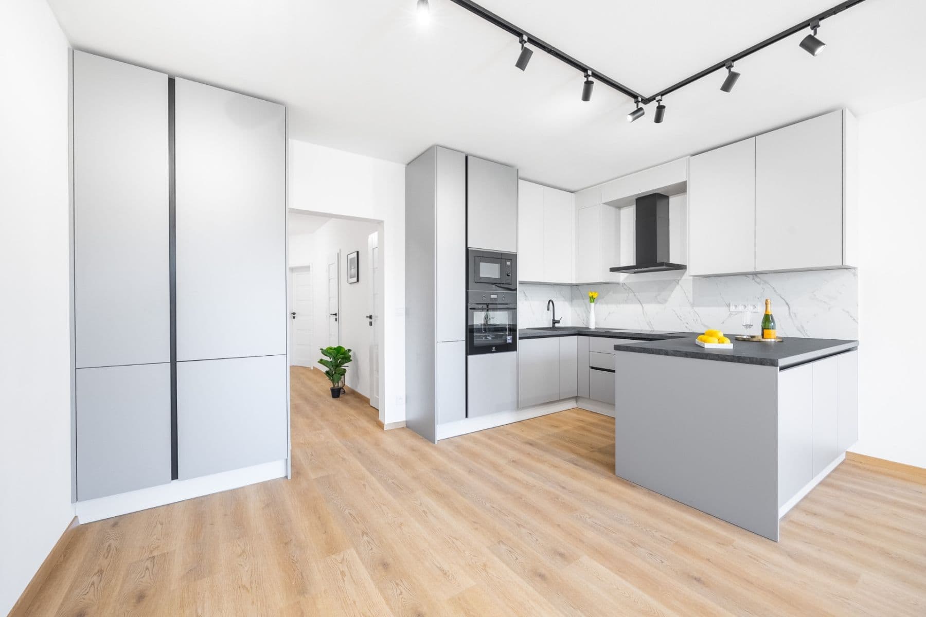 Prodej bytu 3+kk 92 m², Pražská, Praha, Praha Prodej bytu 3+kk 92 m², Pražská, Praha, Praha