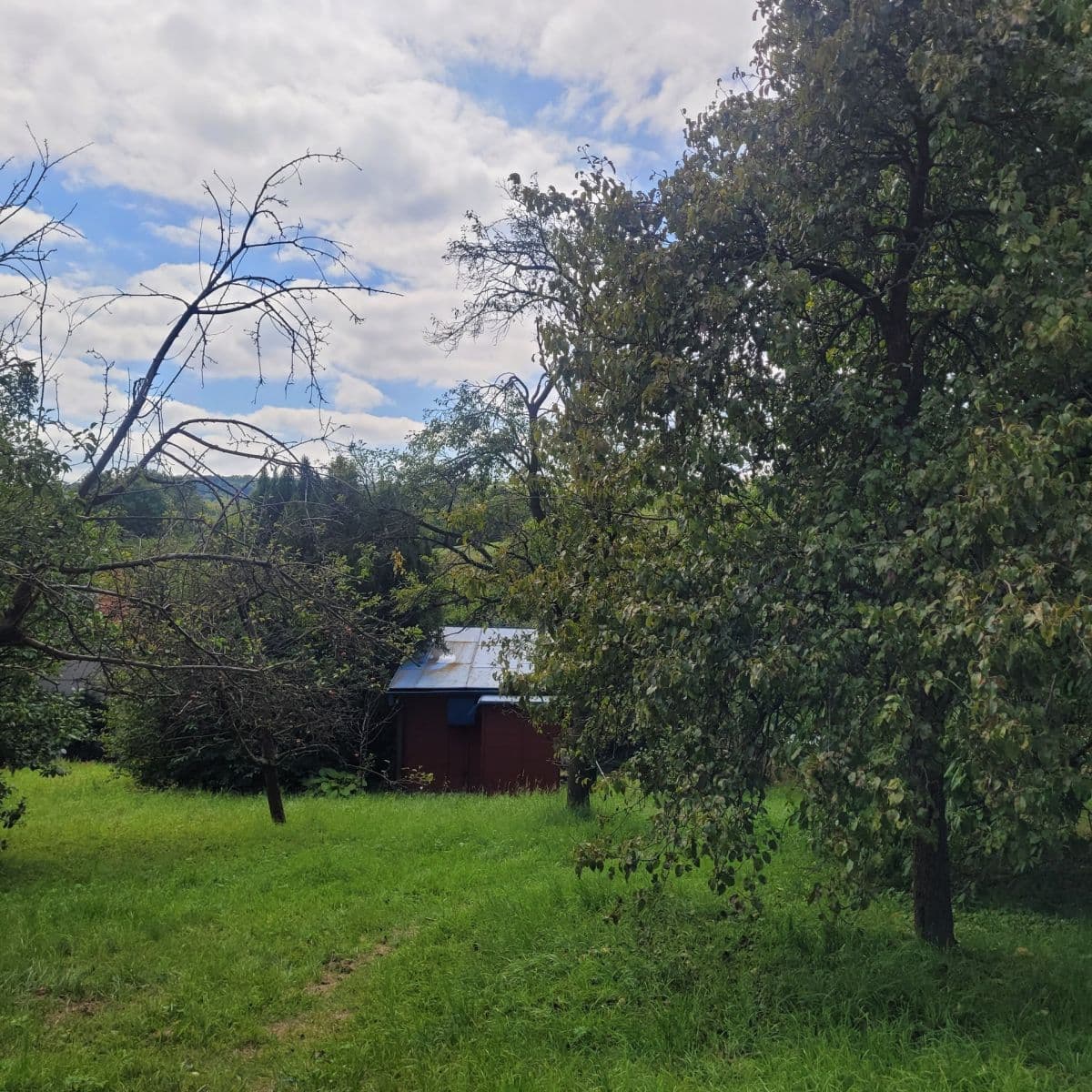 Prodej pozemku 1.074 m², Napajedla, Zlínský kraj Prodej pozemku 1.074 m², Napajedla, Zlínský kraj