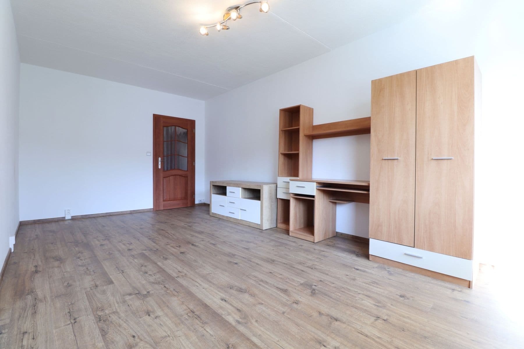 Pronájem bytu 3+1 76 m², Kojetická, Neratovice, Středočeský kraj Pronájem bytu 3+1 76 m², Kojetická, Neratovice, Středočeský kraj