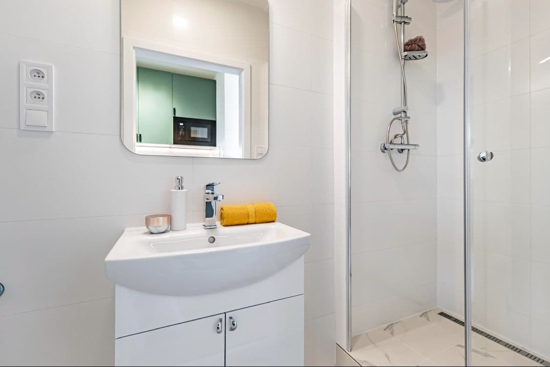 Prodej bytu 2+kk 33 m², Obětí 6. května, Praha, Praha Prodej bytu 2+kk 33 m², Obětí 6. května, Praha, Praha