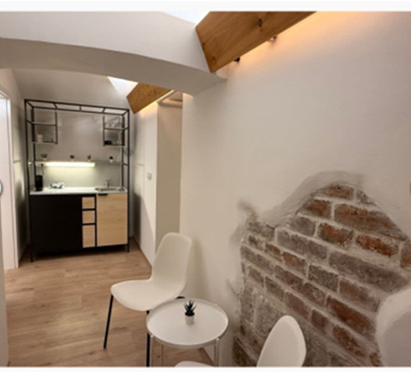 Pronájem nebytového prostoru 48 m², Sarajevská, Praha, Praha Pronájem nebytového prostoru 48 m², Sarajevská, Praha, Praha