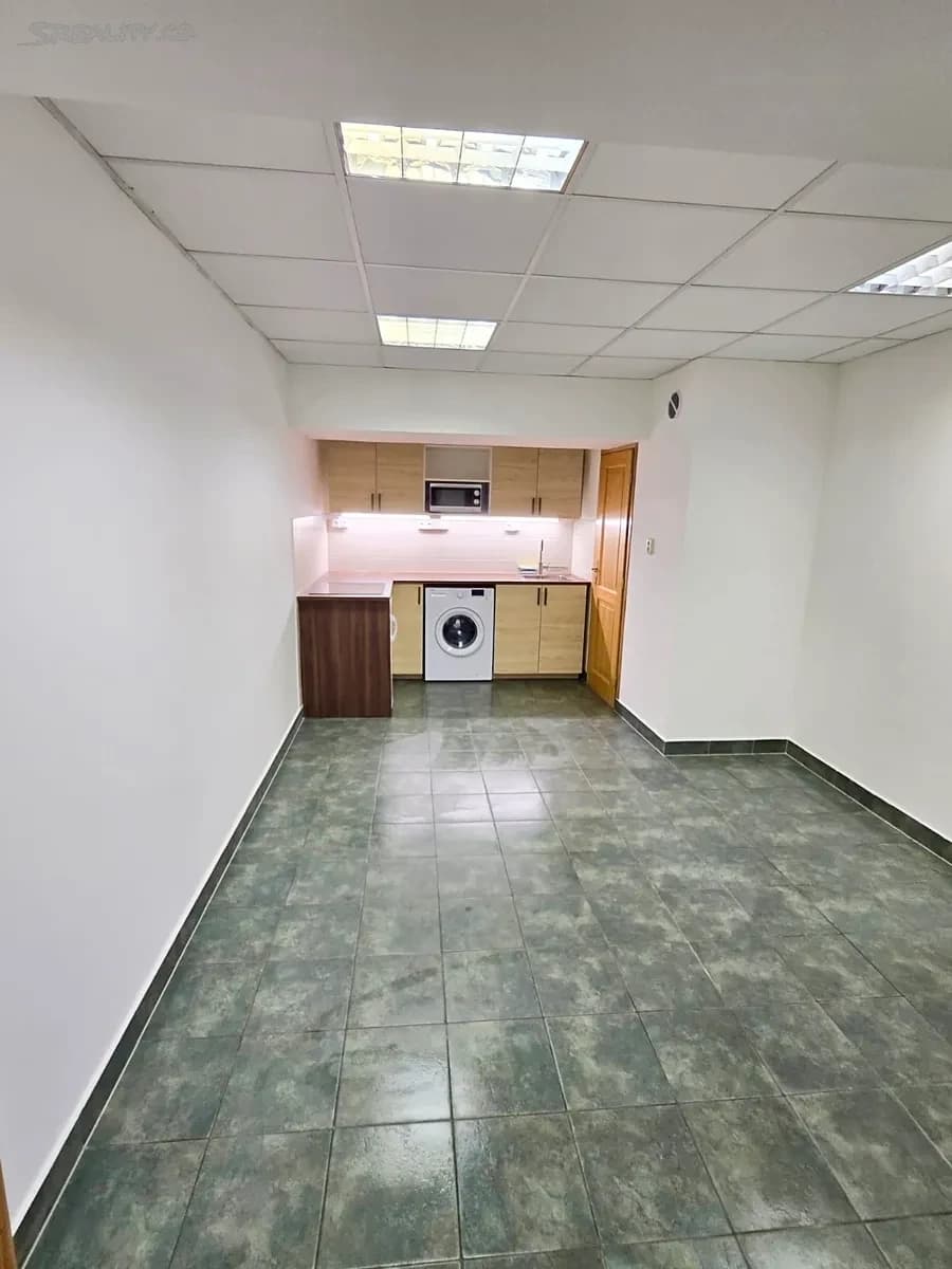 Pronájem bytu 1+kk 25 m², Heranova, Praha, Praha Pronájem bytu 1+kk 25 m², Heranova, Praha, Praha