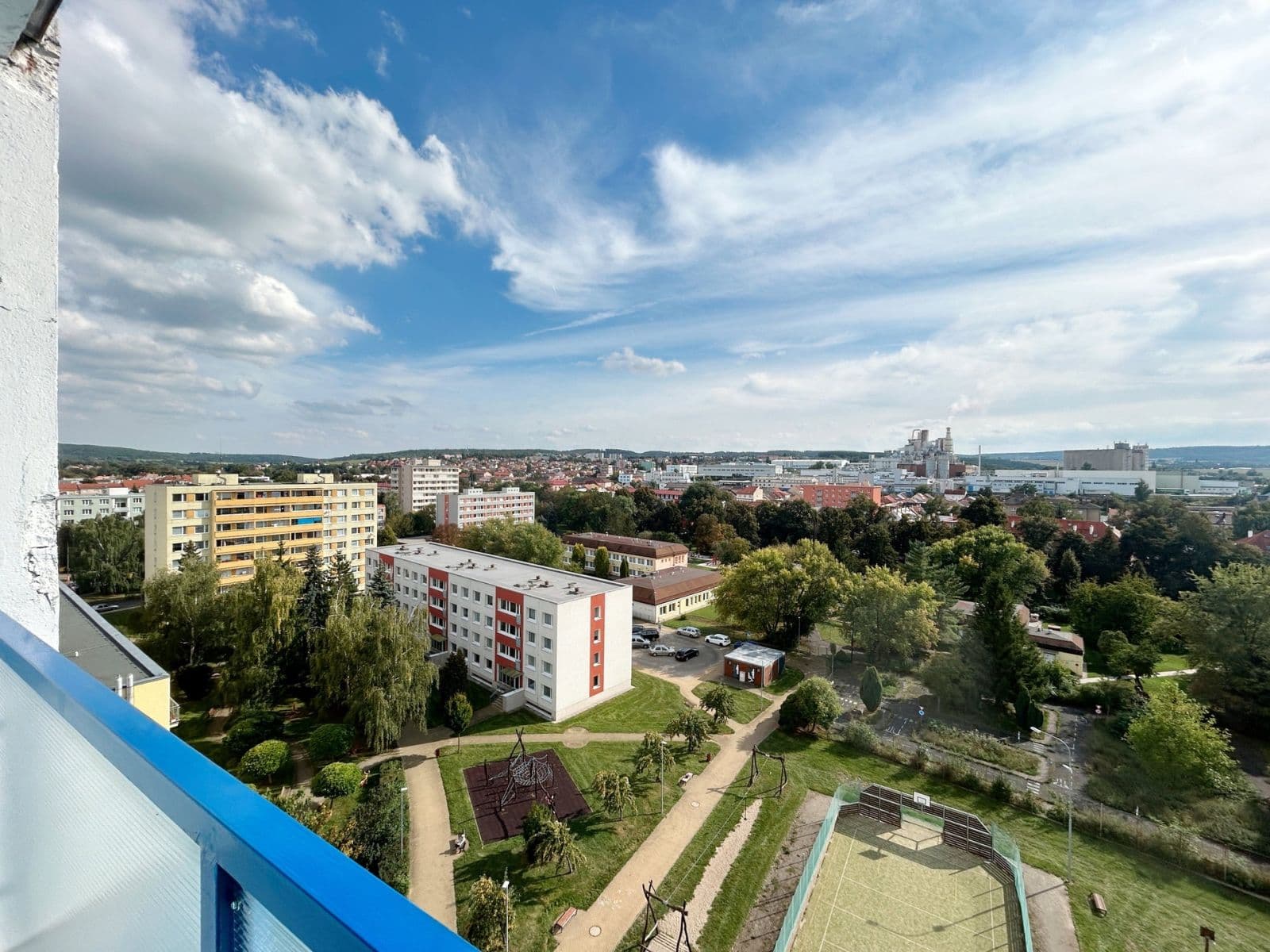 Pronájem bytu 1+kk 26 m², Dukel. hrdinů, Rakovník, Středočeský kraj Pronájem bytu 1+kk 26 m², Dukel. hrdinů, Rakovník, Středočeský kraj