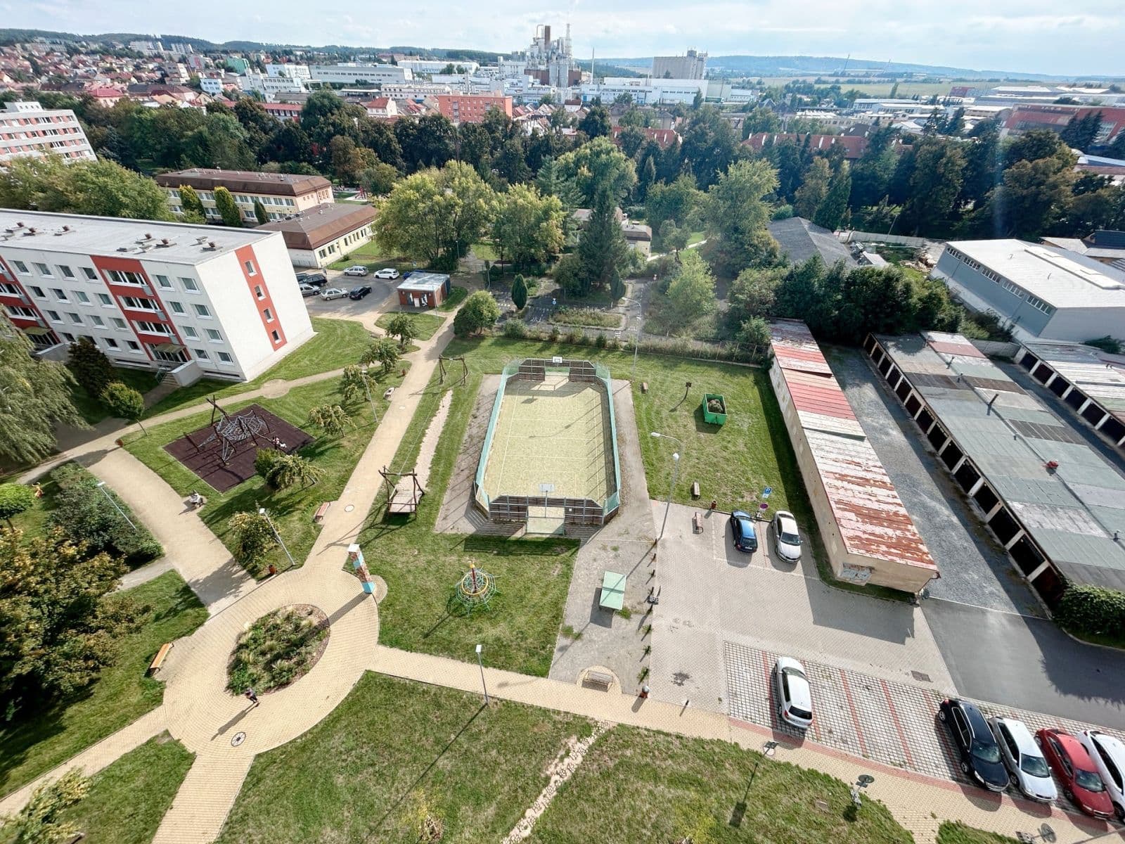 Pronájem bytu 1+kk 26 m², Dukel. hrdinů, Rakovník, Středočeský kraj Pronájem bytu 1+kk 26 m², Dukel. hrdinů, Rakovník, Středočeský kraj