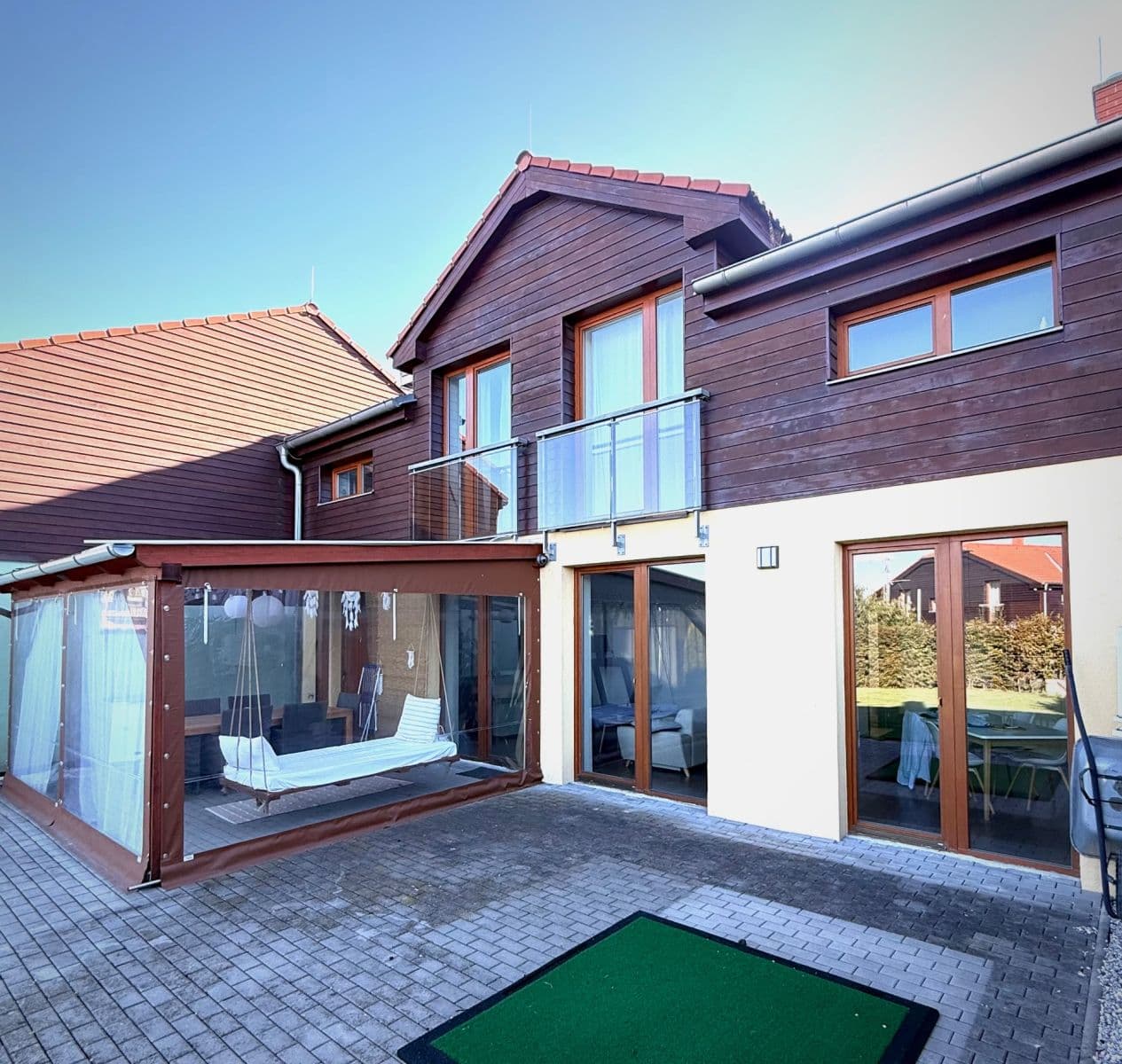 Prodej domu 182 m², pozemek 424 m², Kruhová, Nupaky, Středočeský kraj Prodej domu 182 m², pozemek 424 m², Kruhová, Nupaky, Středočeský kraj