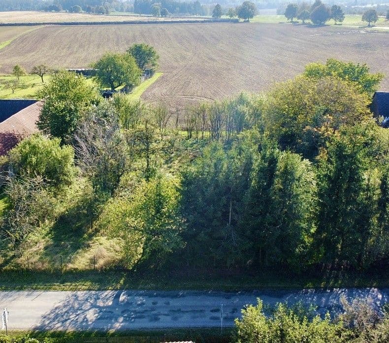 Prodej pozemku 1.200 m², Načeradec, Středočeský kraj Prodej pozemku 1.200 m², Načeradec, Středočeský kraj