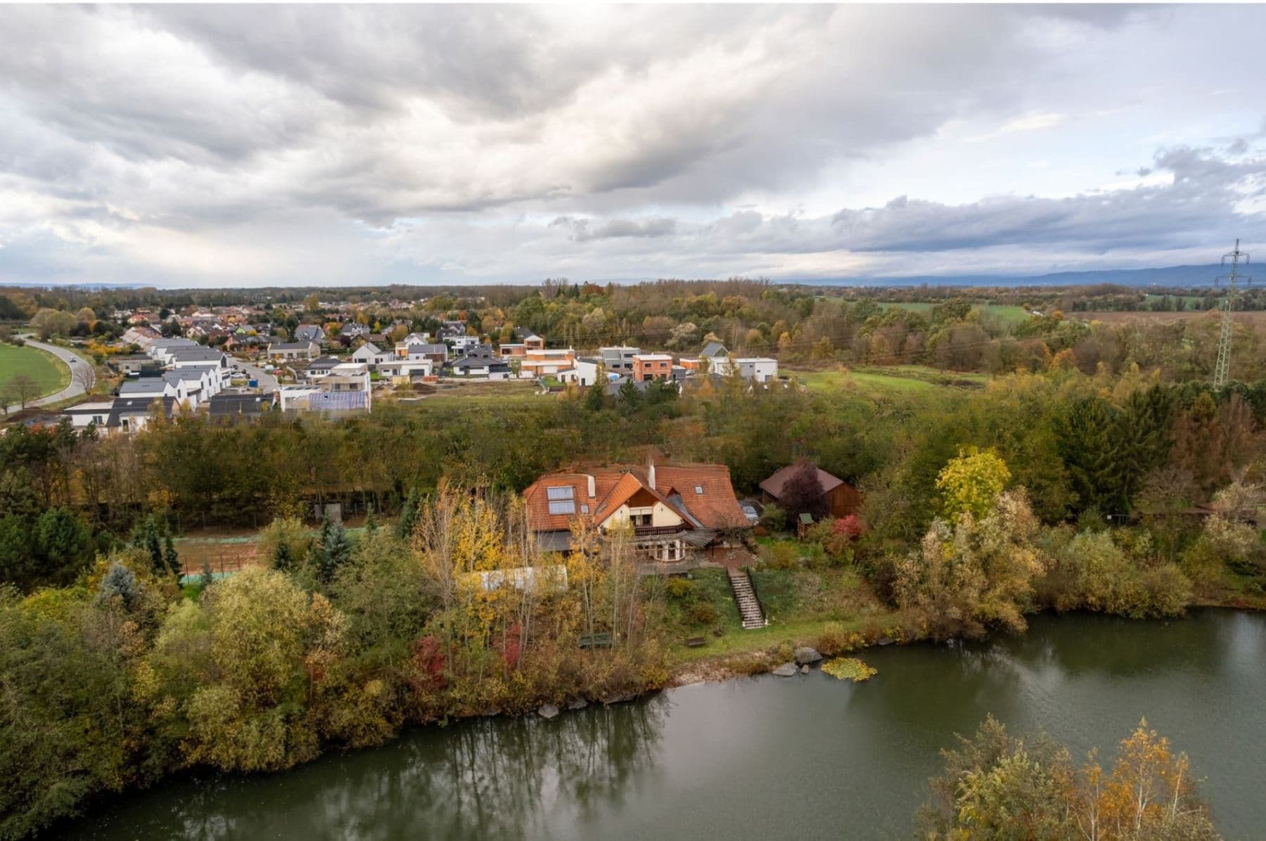 Pronájem domu 250 m², pozemek 10.280 m², Olomouc, Olomoucký kraj Pronájem domu 250 m², pozemek 10.280 m², Olomouc, Olomoucký kraj