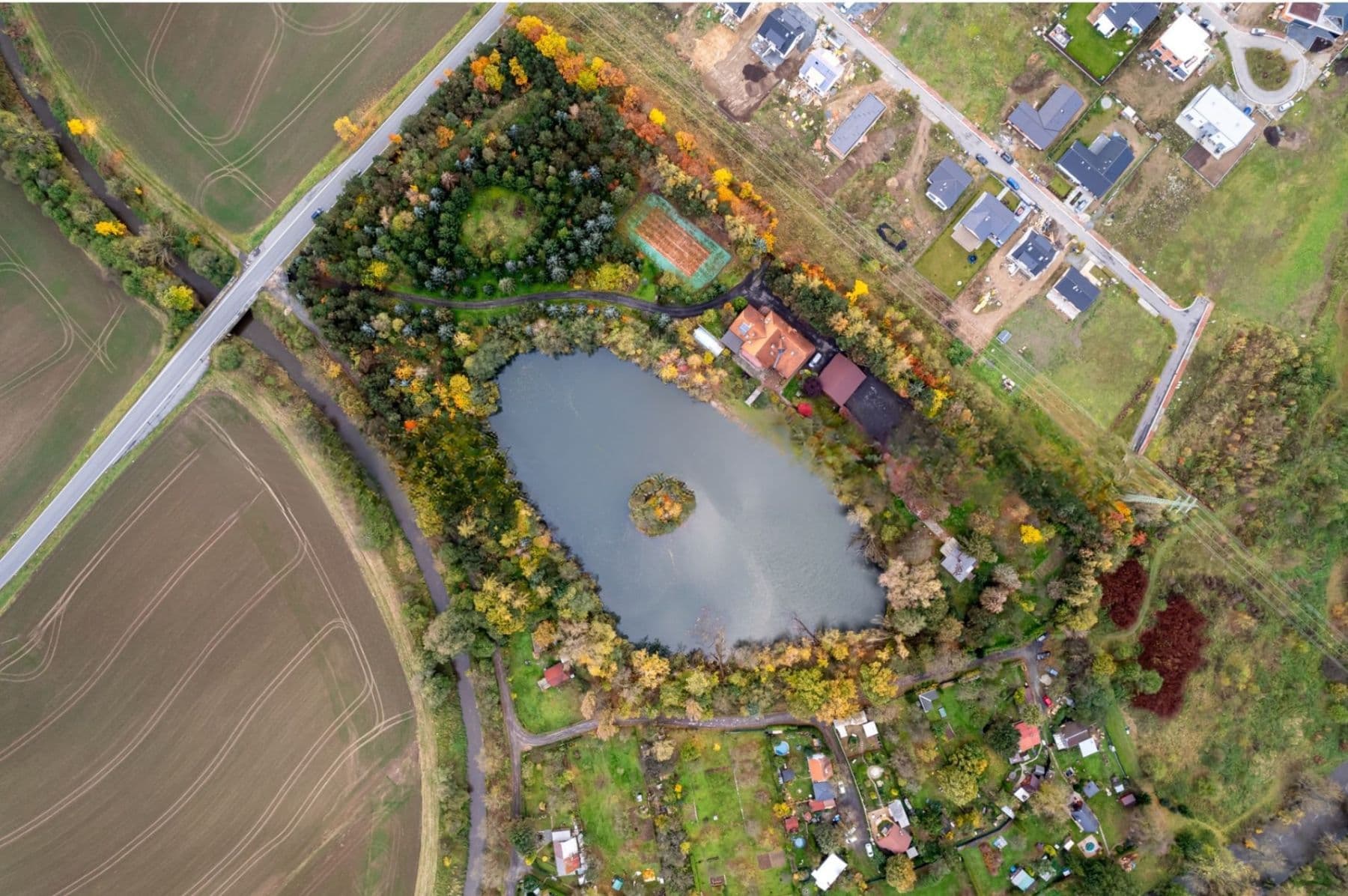 Pronájem domu 250 m², pozemek 10.280 m², Olomouc, Olomoucký kraj Pronájem domu 250 m², pozemek 10.280 m², Olomouc, Olomoucký kraj