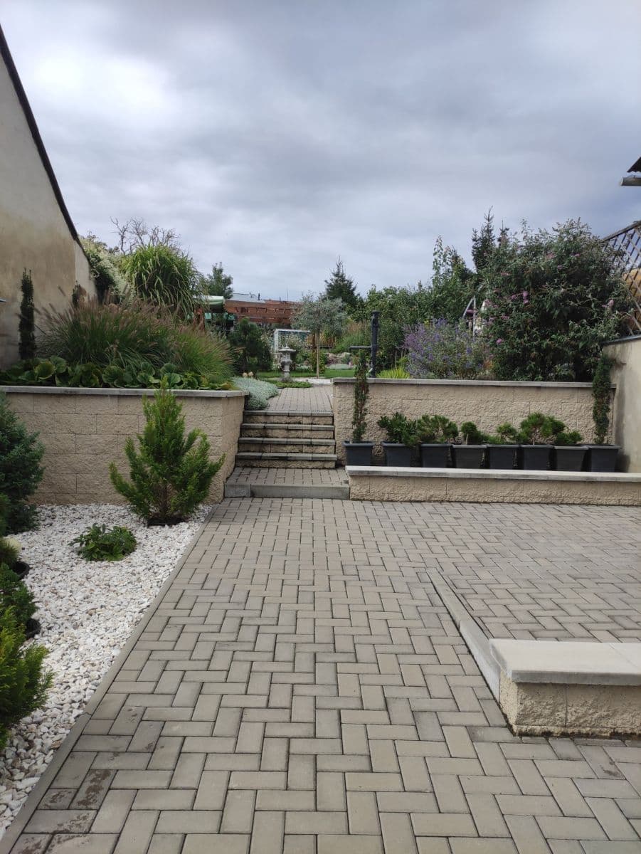 Prodej domu 92 m², pozemek 554 m², Komenského, Šlapanice, Jihomoravský kraj Prodej domu 92 m², pozemek 554 m², Komenského, Šlapanice, Jihomoravský kraj