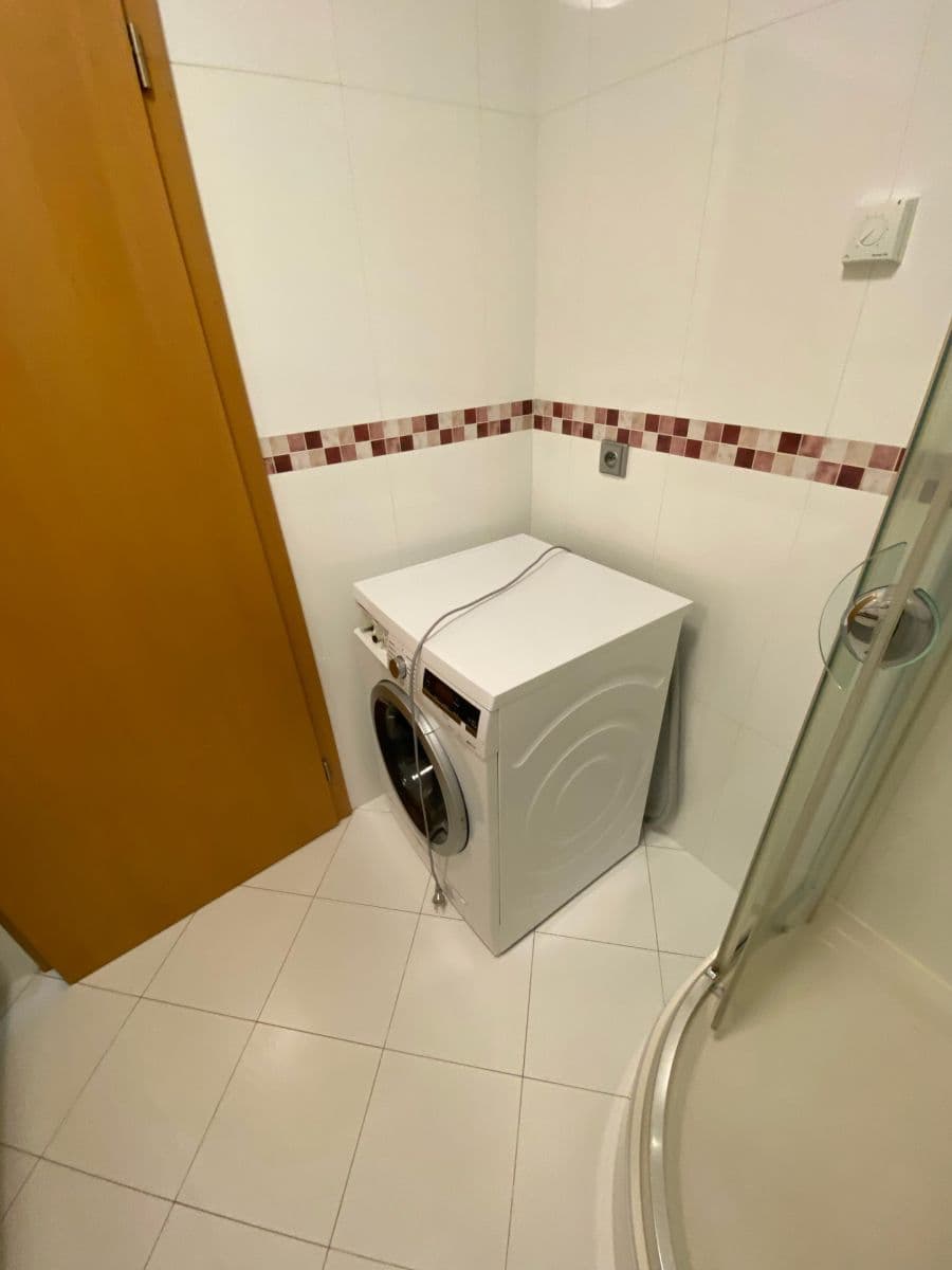 Pronájem bytu 2+kk 55 m², U Nikolajky, Praha, Praha Pronájem bytu 2+kk 55 m², U Nikolajky, Praha, Praha