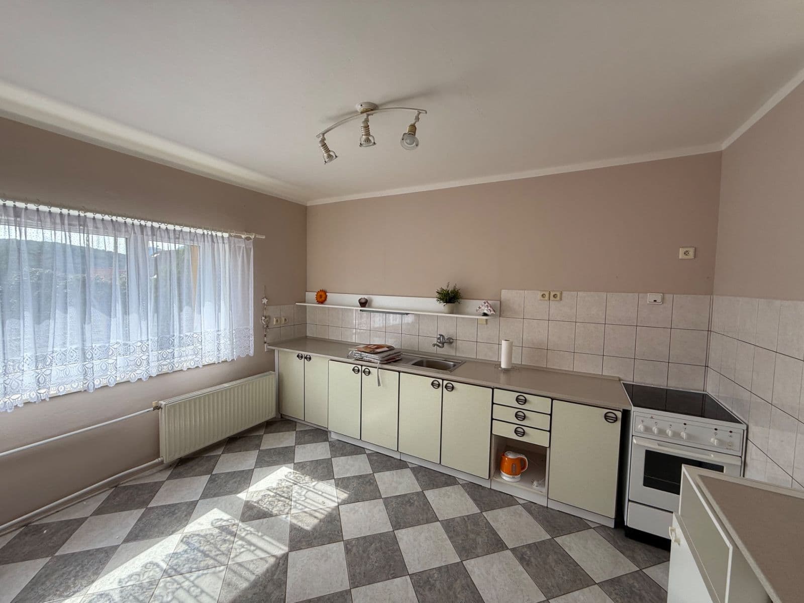 Prodej domu 150 m², pozemek 710 m², Libochovany, Ústecký kraj Prodej domu 150 m², pozemek 710 m², Libochovany, Ústecký kraj