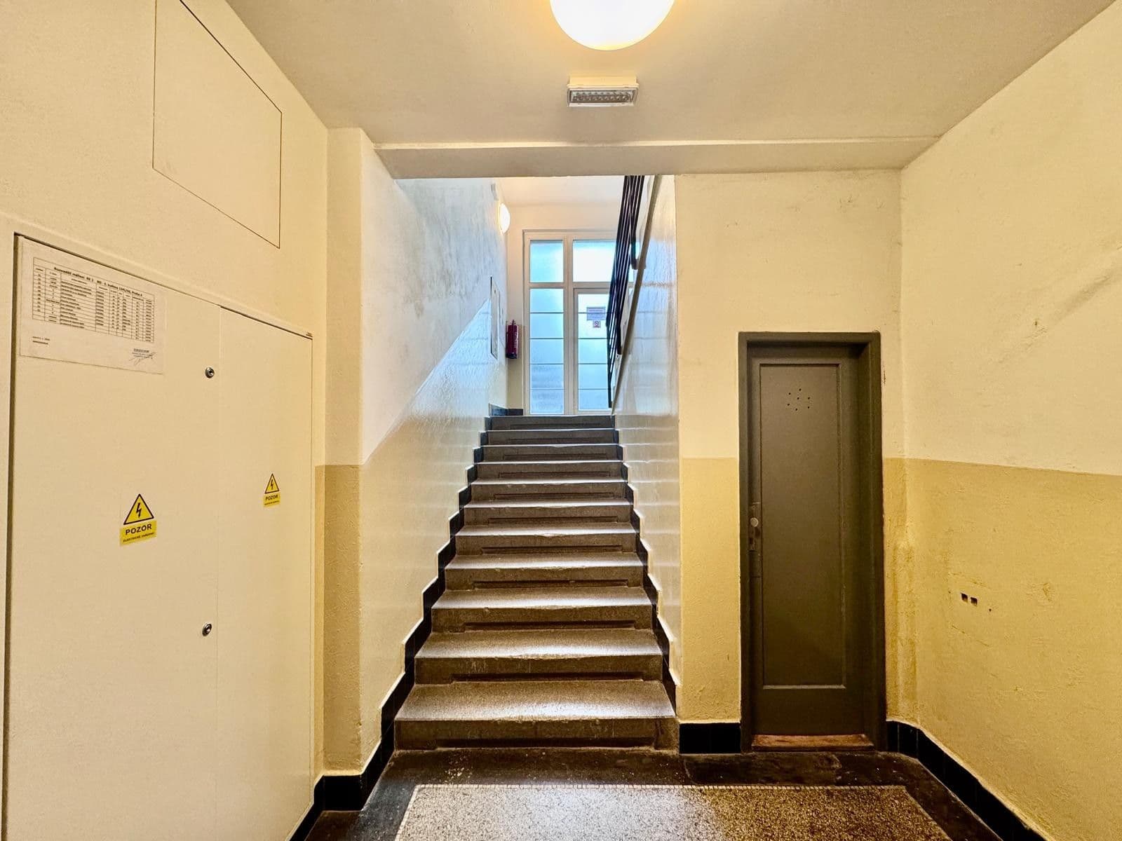 Prodej bytu 1+1 44 m², 5. května, Praha, Praha Prodej bytu 1+1 44 m², 5. května, Praha, Praha