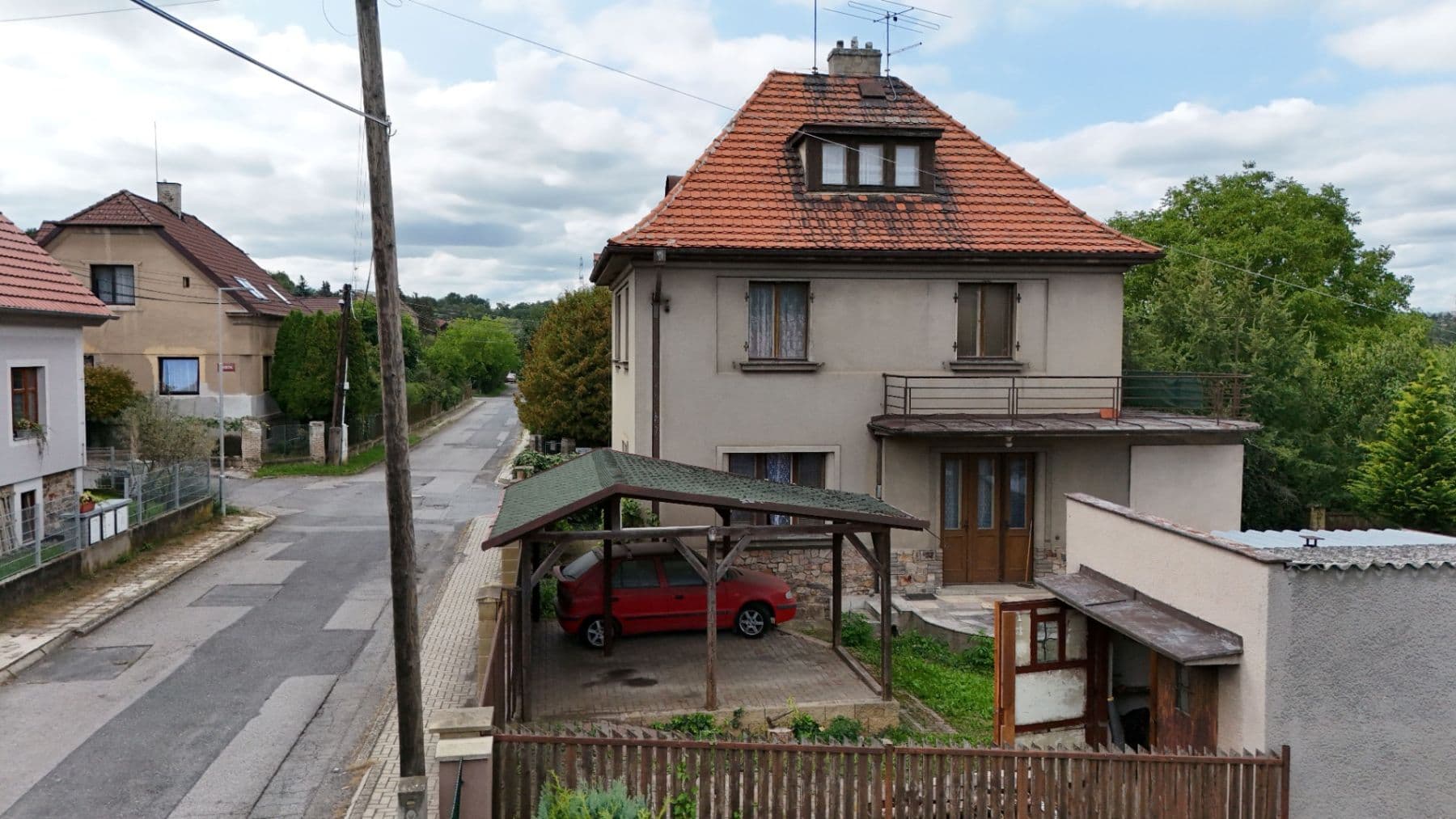 Prodej domu 108 m², pozemek 600 m², Nerudova, Řevnice, Středočeský kraj Prodej domu 108 m², pozemek 600 m², Nerudova, Řevnice, Středočeský kraj