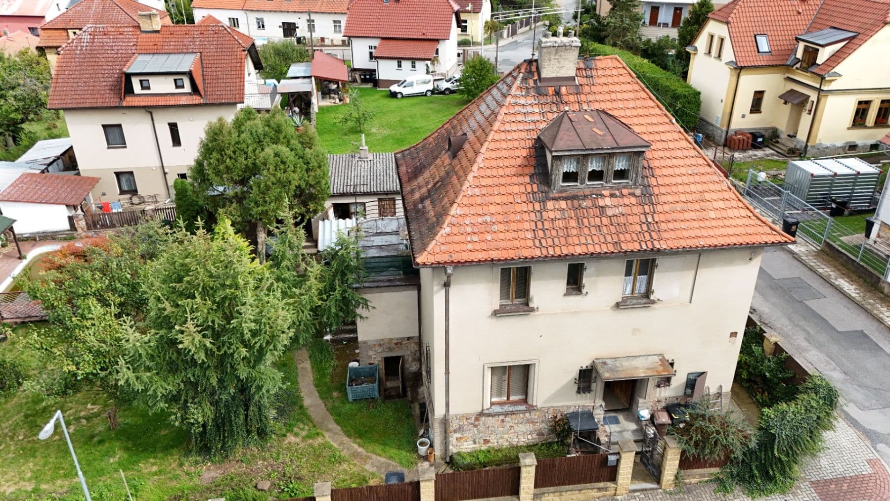 Prodej domu 108 m², pozemek 600 m², Nerudova, Řevnice, Středočeský kraj Prodej domu 108 m², pozemek 600 m², Nerudova, Řevnice, Středočeský kraj