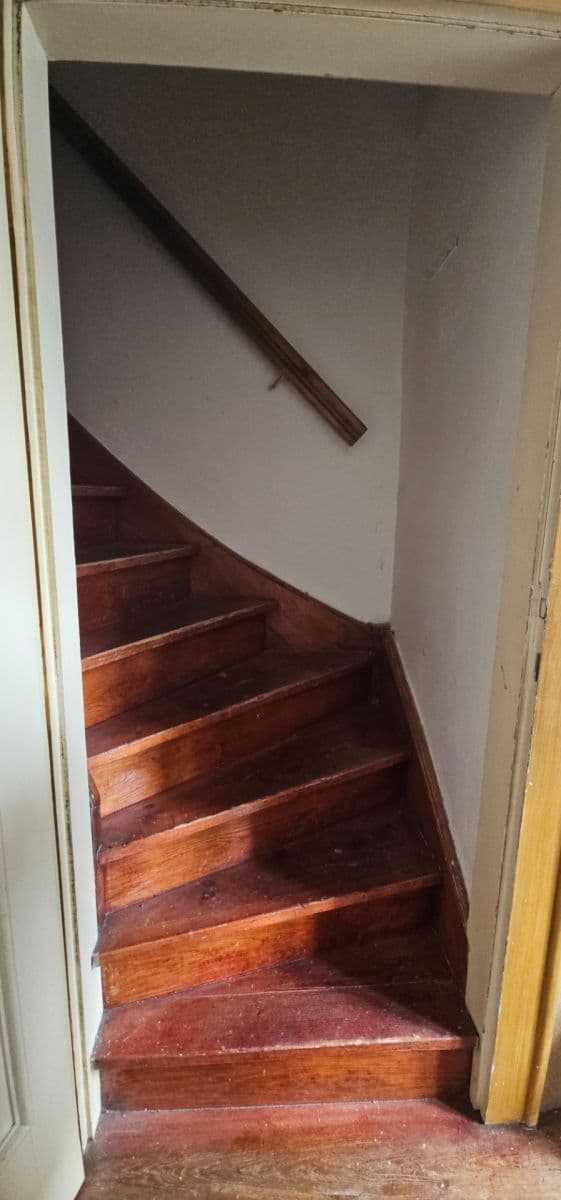 Prodej domu 108 m², pozemek 600 m², Nerudova, Řevnice, Středočeský kraj Prodej domu 108 m², pozemek 600 m², Nerudova, Řevnice, Středočeský kraj