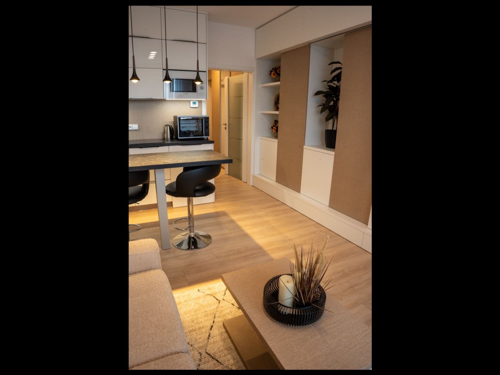 Pronájem bytu 1+kk 30 m², Pelušková, Praha, Praha Pronájem bytu 1+kk 30 m², Pelušková, Praha, Praha