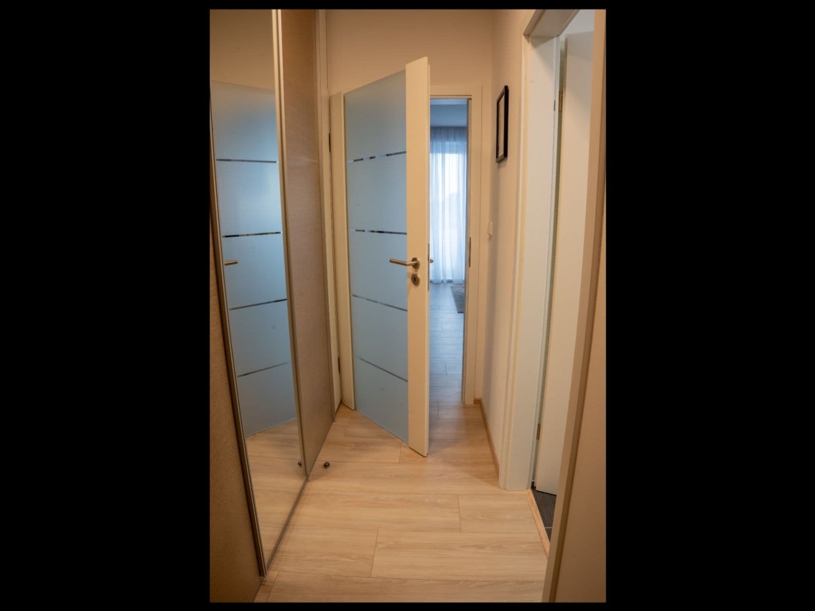 Pronájem bytu 1+kk 30 m², Pelušková, Praha, Praha Pronájem bytu 1+kk 30 m², Pelušková, Praha, Praha