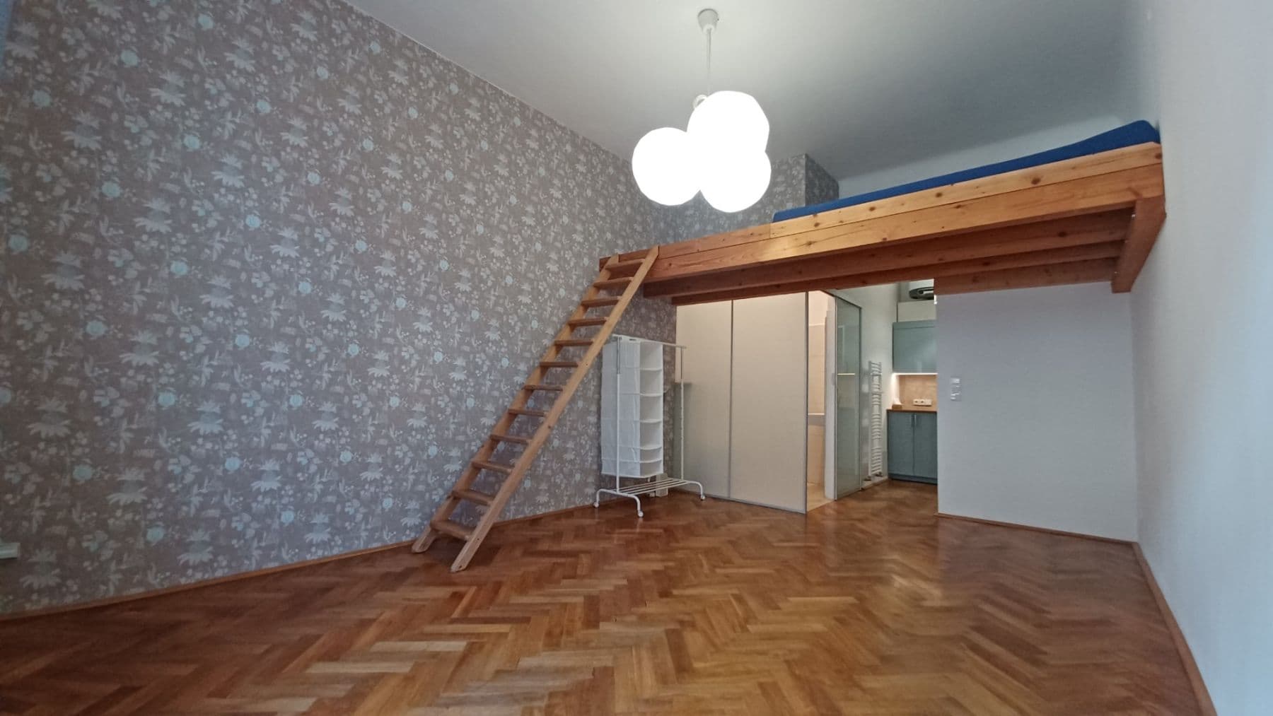 Pronájem bytu 1+kk 30 m², Sokolovská, Praha, Praha Pronájem bytu 1+kk 30 m², Sokolovská, Praha, Praha