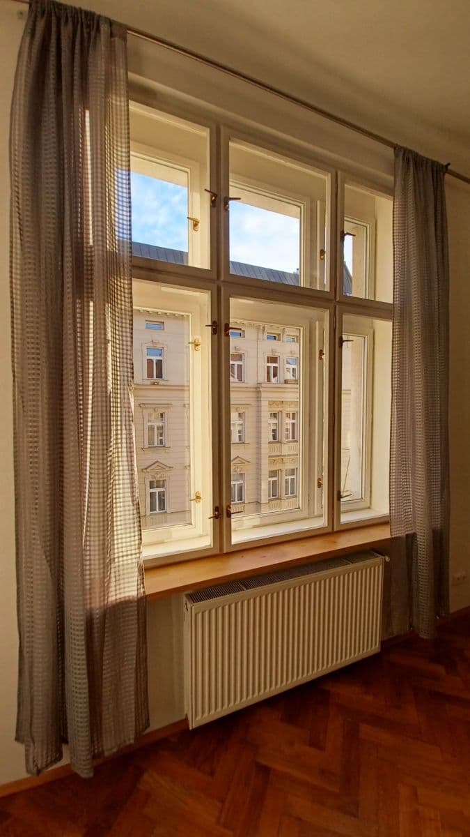 Pronájem bytu 1+kk 30 m², Sokolovská, Praha, Praha Pronájem bytu 1+kk 30 m², Sokolovská, Praha, Praha