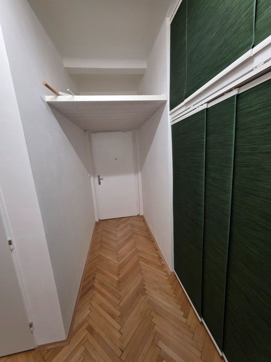 Pronájem bytu 2+1 77 m², Zelinářská, Praha, Praha Pronájem bytu 2+1 77 m², Zelinářská, Praha, Praha