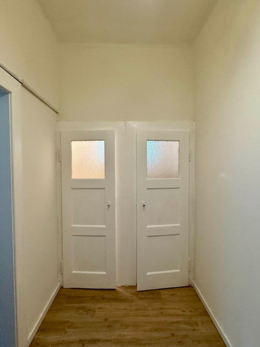 Prodej bytu 1+kk 36 m², Na Jezerce, Praha, Praha Prodej bytu 1+kk 36 m², Na Jezerce, Praha, Praha