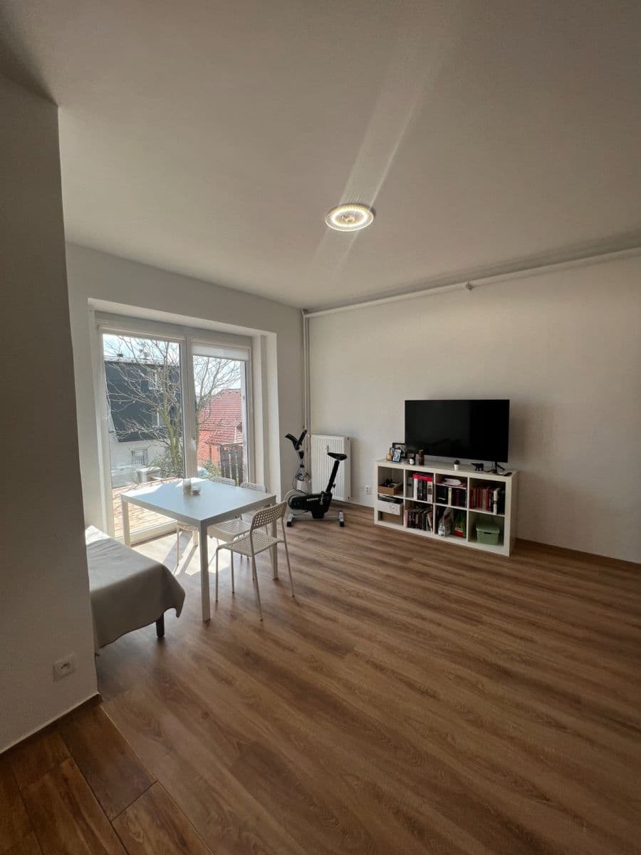 Pronájem bytu 2+kk 50 m², Markova, Praha, Praha Pronájem bytu 2+kk 50 m², Markova, Praha, Praha