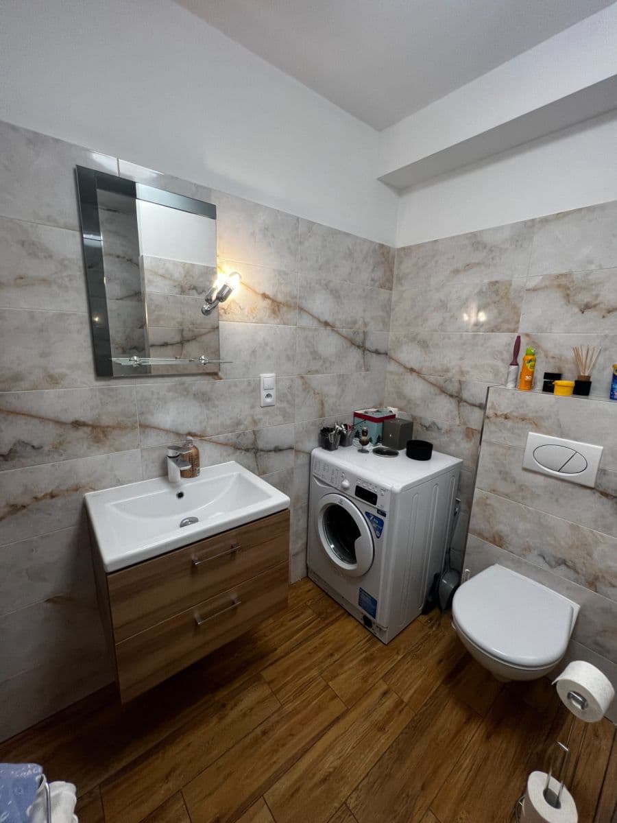 Pronájem bytu 2+kk 50 m², Markova, Praha, Praha Pronájem bytu 2+kk 50 m², Markova, Praha, Praha