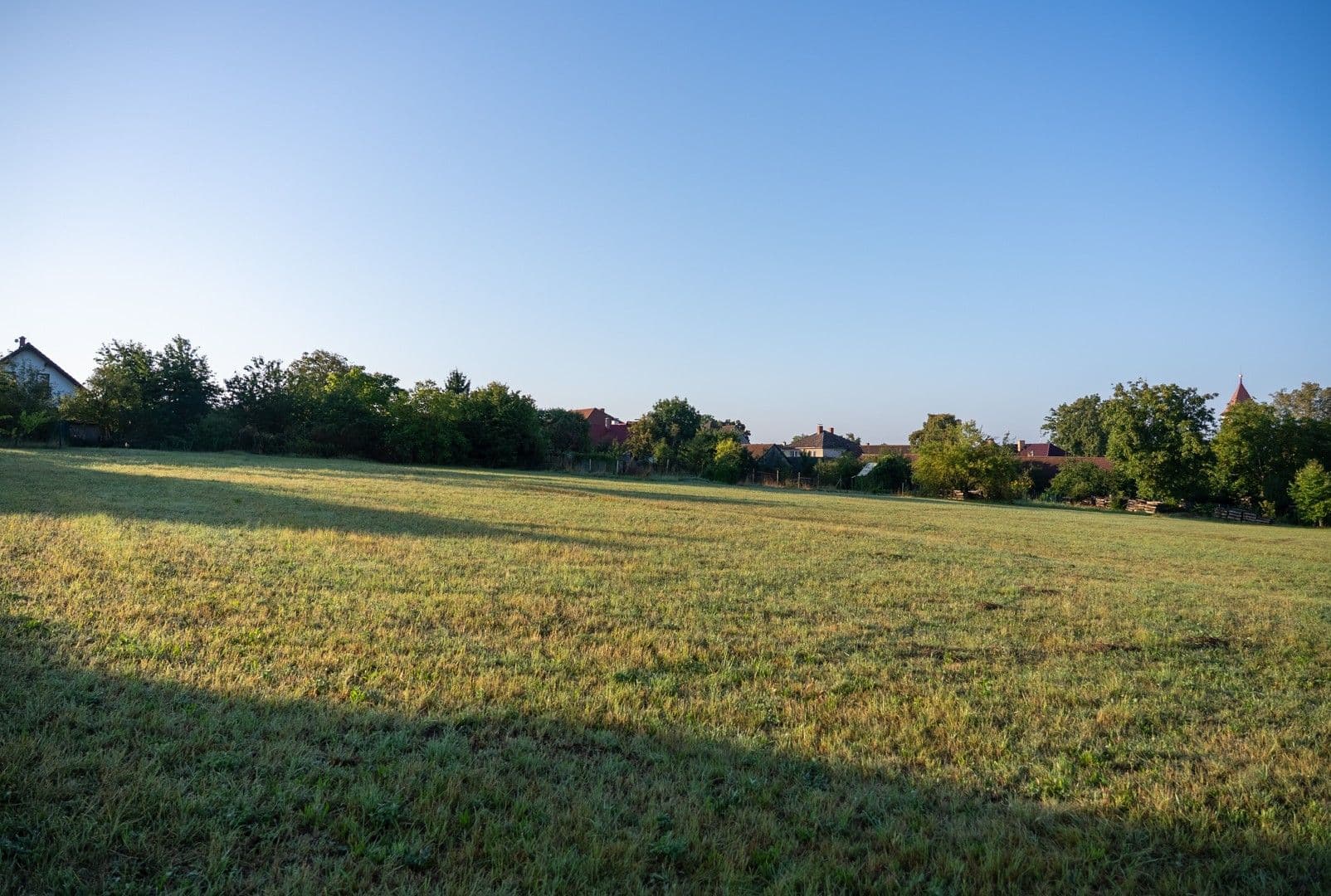 Prodej pozemku 1.360 m², Hněvkovice, Kraj Vysočina Prodej pozemku 1.360 m², Hněvkovice, Kraj Vysočina
