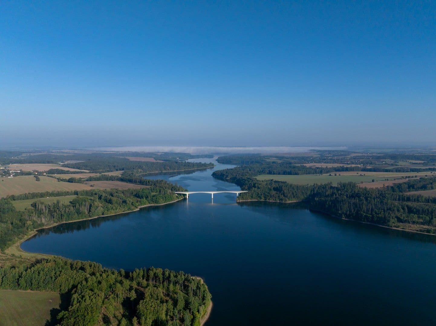 Prodej pozemku 1.360 m², Hněvkovice, Kraj Vysočina Prodej pozemku 1.360 m², Hněvkovice, Kraj Vysočina