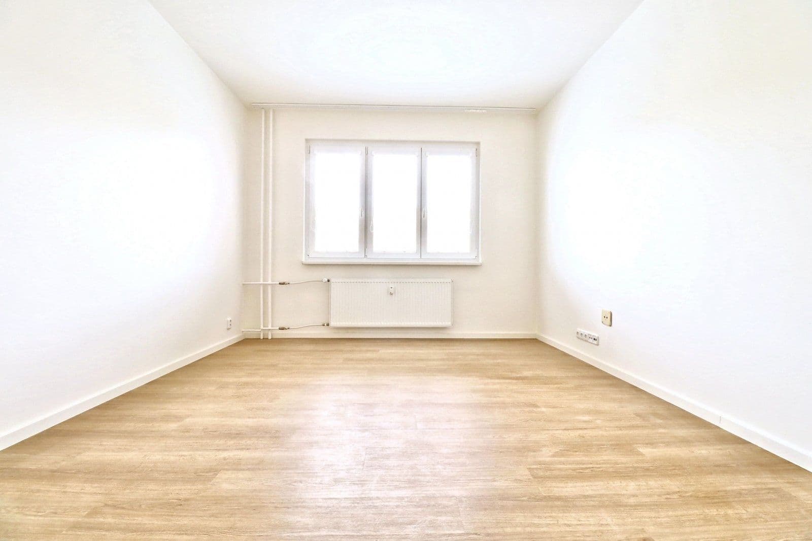 Pronájem bytu 2+1 55 m², Přistoupimská, Praha, Praha Pronájem bytu 2+1 55 m², Přistoupimská, Praha, Praha