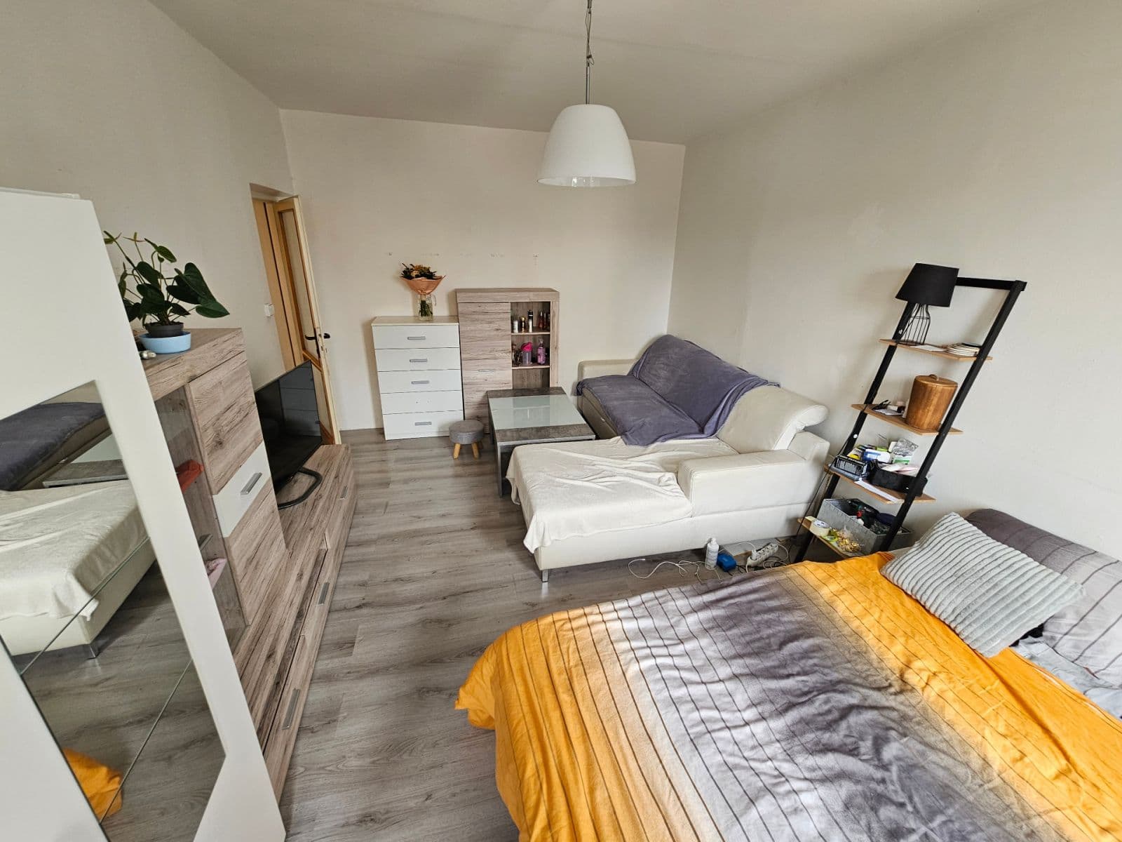 Prodej bytu 2+1 54 m², Lipecká, Praha, Praha Prodej bytu 2+1 54 m², Lipecká, Praha, Praha