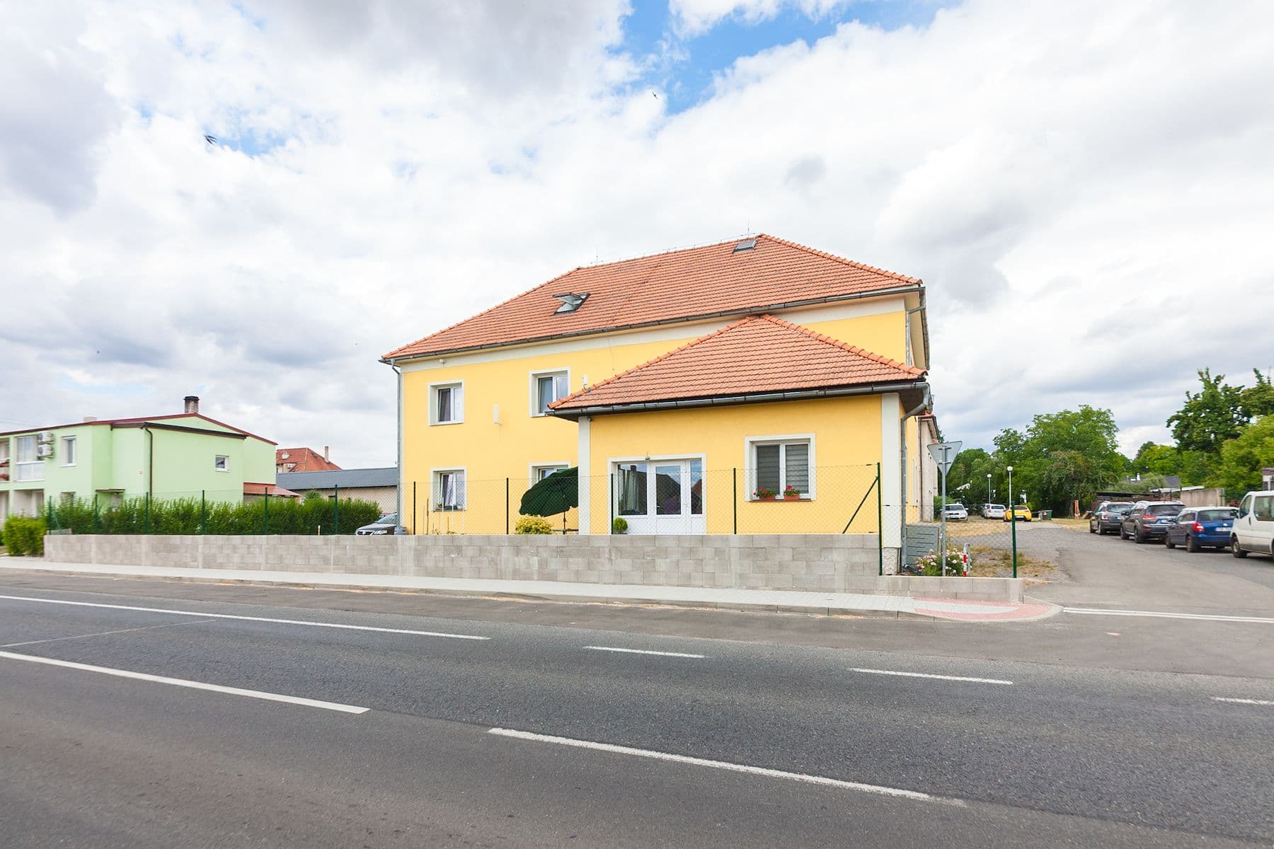 Prodej domu 400 m², pozemek 870 m², Liblice, Středočeský kraj Prodej domu 400 m², pozemek 870 m², Liblice, Středočeský kraj