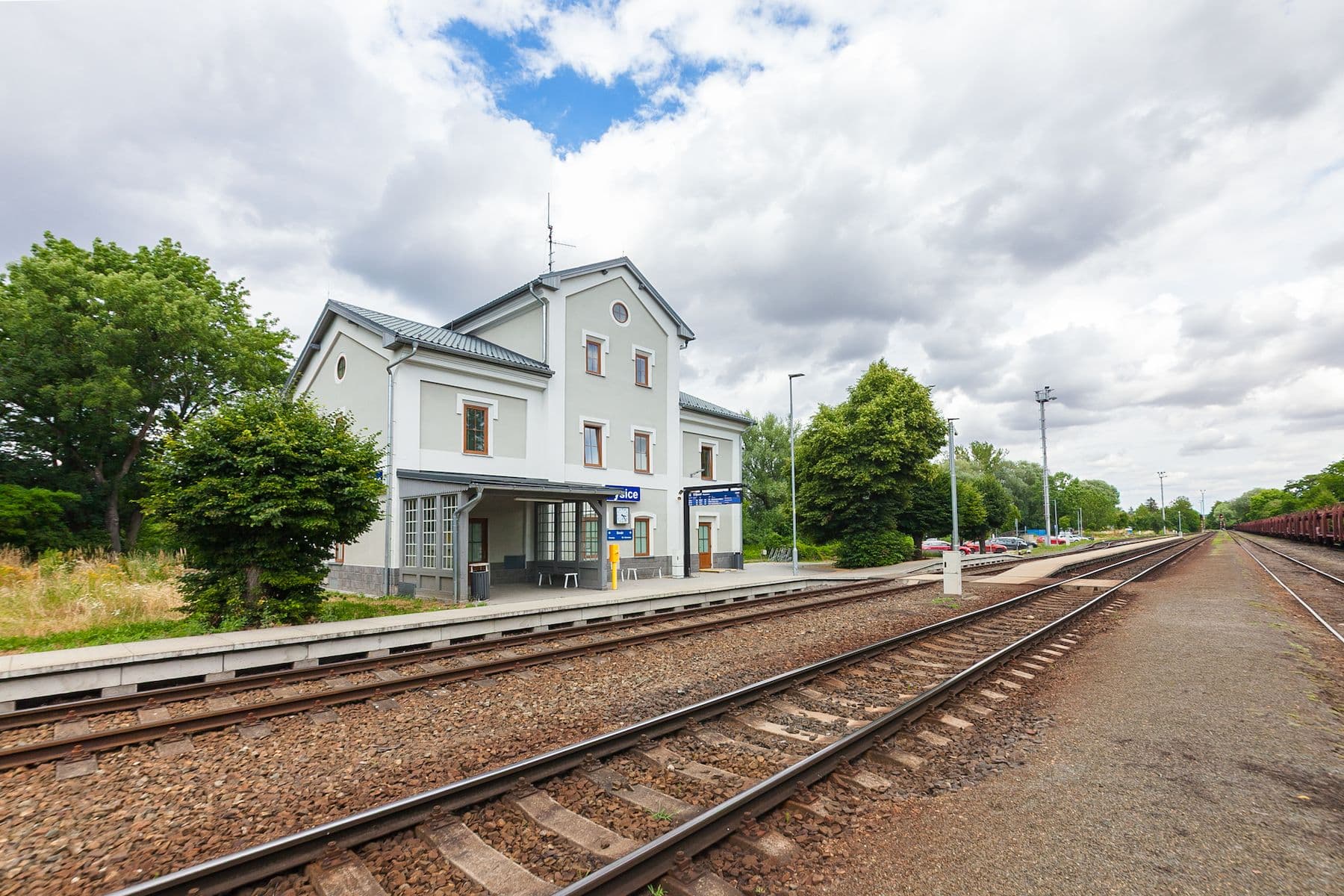 Prodej domu 400 m², pozemek 870 m², Liblice, Středočeský kraj Prodej domu 400 m², pozemek 870 m², Liblice, Středočeský kraj