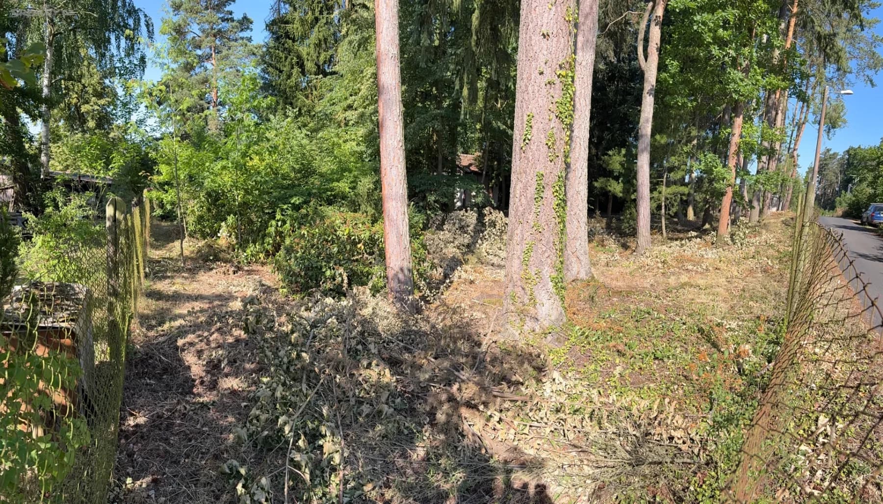 Prodej pozemku 3.385 m², Plzeň, Plzeňský kraj Prodej pozemku 3.385 m², Plzeň, Plzeňský kraj