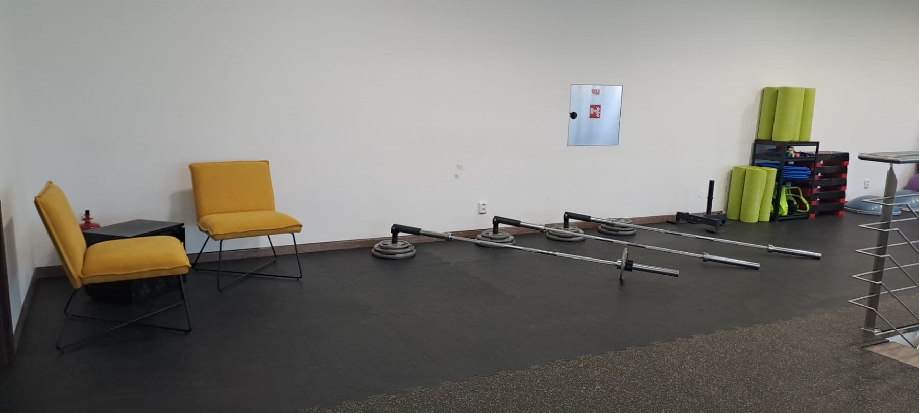 Pronájem nebytového prostoru 120 m², Holohlavy, Královéhradecký kraj Pronájem nebytového prostoru 120 m², Holohlavy, Královéhradecký kraj