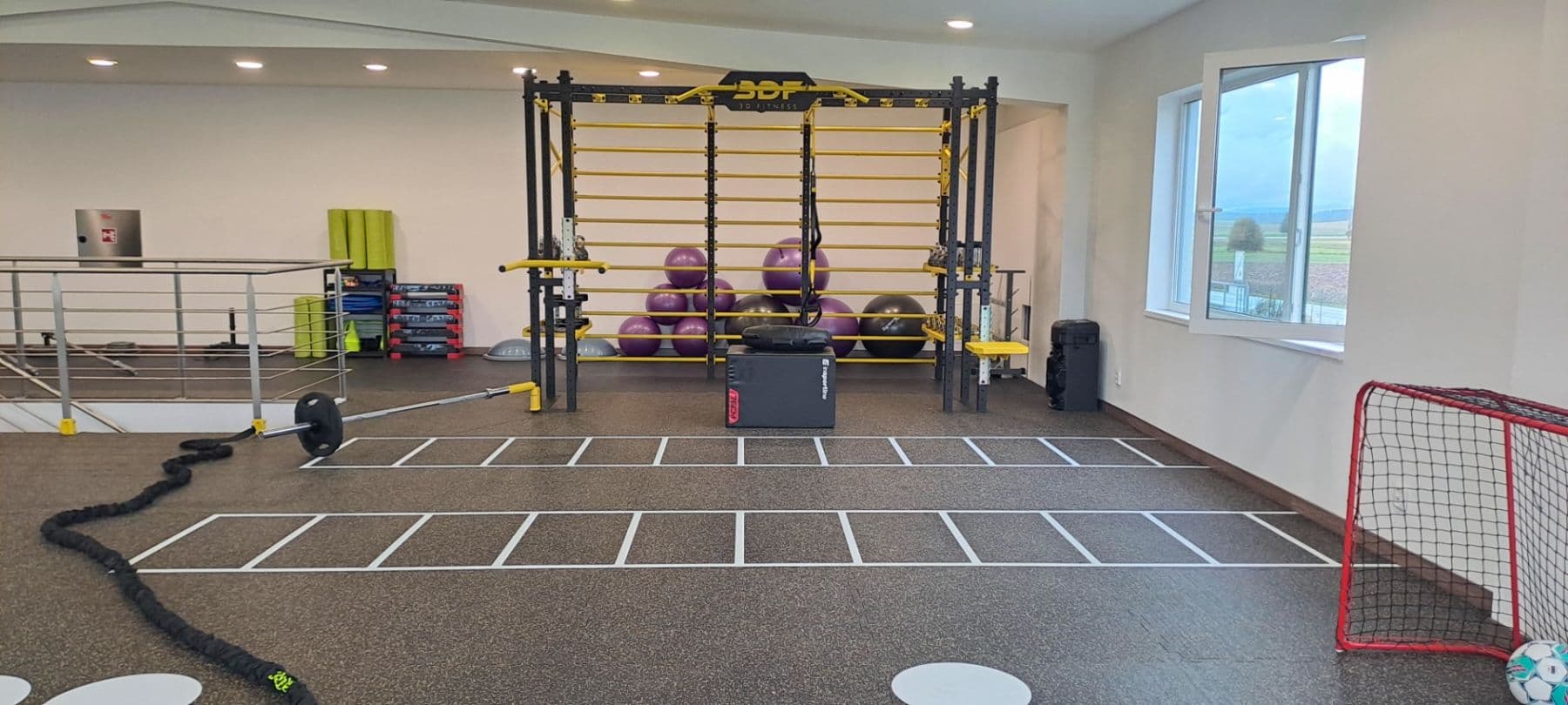 Pronájem nebytového prostoru 120 m², Holohlavy, Královéhradecký kraj Pronájem nebytového prostoru 120 m², Holohlavy, Královéhradecký kraj