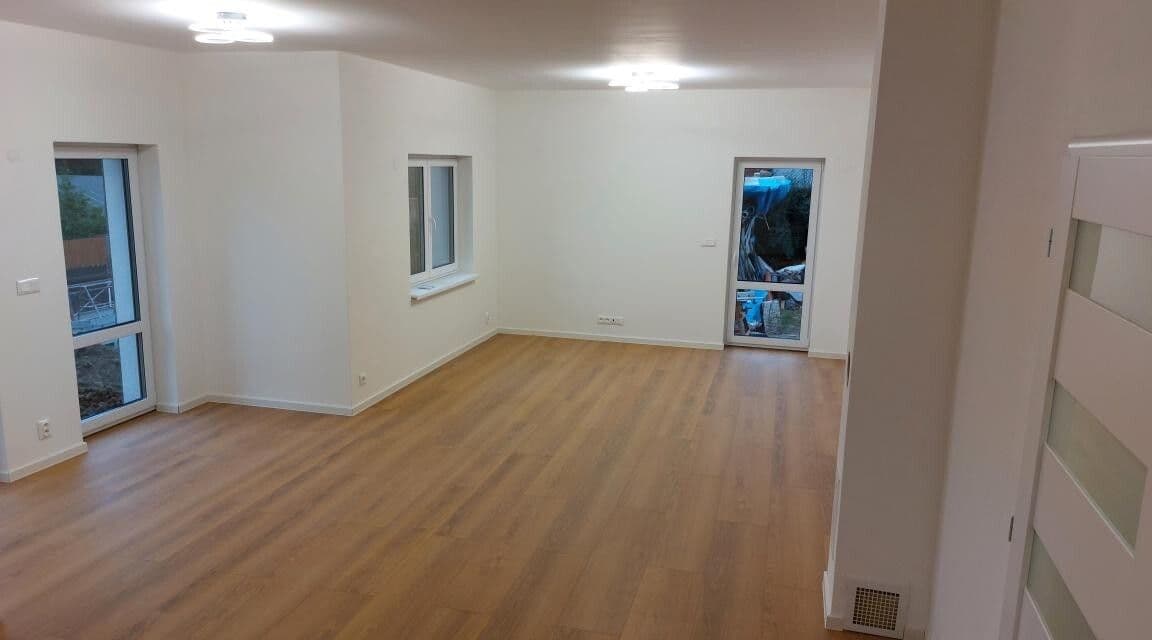 Prodej domu 160 m², pozemek 570 m², V Luhu, Louňovice, Středočeský kraj Prodej domu 160 m², pozemek 570 m², V Luhu, Louňovice, Středočeský kraj