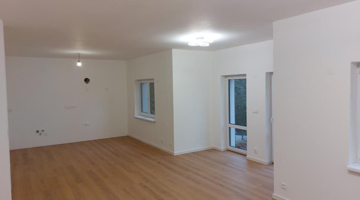 Prodej domu 160 m², pozemek 570 m², V Luhu, Louňovice, Středočeský kraj Prodej domu 160 m², pozemek 570 m², V Luhu, Louňovice, Středočeský kraj