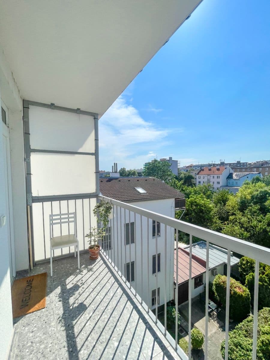 Pronájem bytu 1+kk 26 m², Husovická, Brno, Jihomoravský kraj Pronájem bytu 1+kk 26 m², Husovická, Brno, Jihomoravský kraj