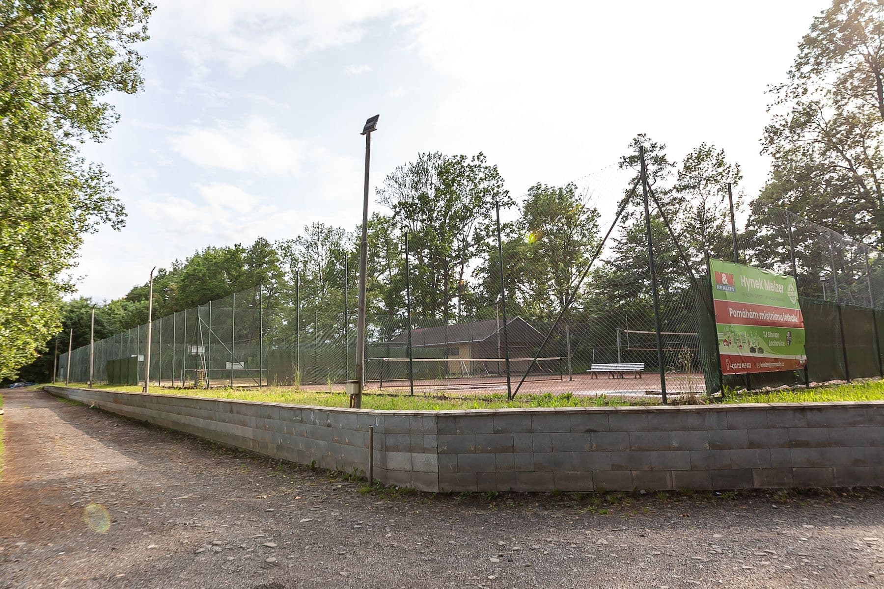 Prodej pozemku 2.625 m², Lochovice, Středočeský kraj Prodej pozemku 2.625 m², Lochovice, Středočeský kraj