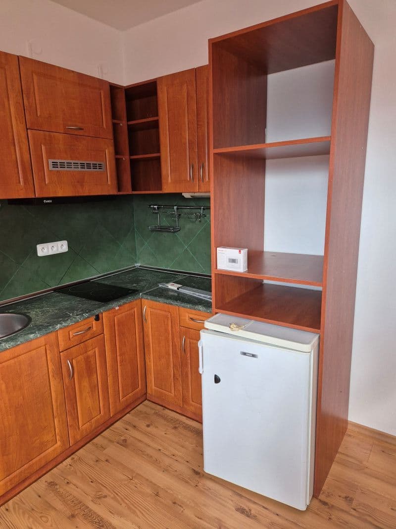 Pronájem bytu 2+kk 40 m², Cornovova, Brno, Jihomoravský kraj Pronájem bytu 2+kk 40 m², Cornovova, Brno, Jihomoravský kraj