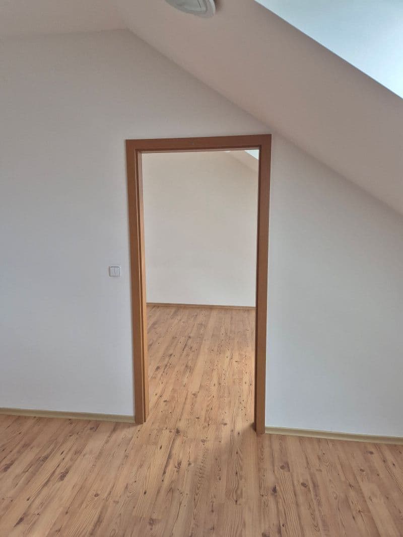 Pronájem bytu 2+kk 40 m², Cornovova, Brno, Jihomoravský kraj Pronájem bytu 2+kk 40 m², Cornovova, Brno, Jihomoravský kraj