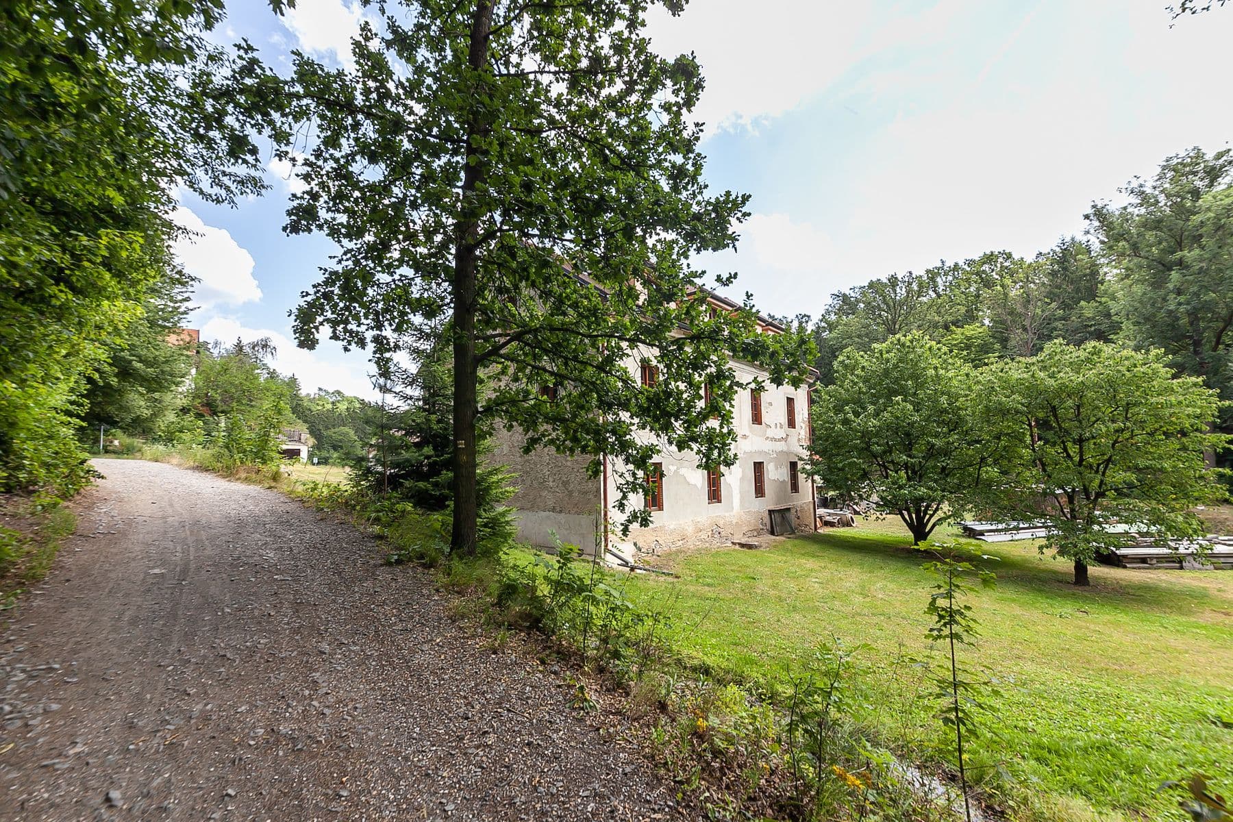 Prodej domu 1.009 m², pozemek 3.687 m², K Borovíčku, Praha, Praha Prodej domu 1.009 m², pozemek 3.687 m², K Borovíčku, Praha, Praha