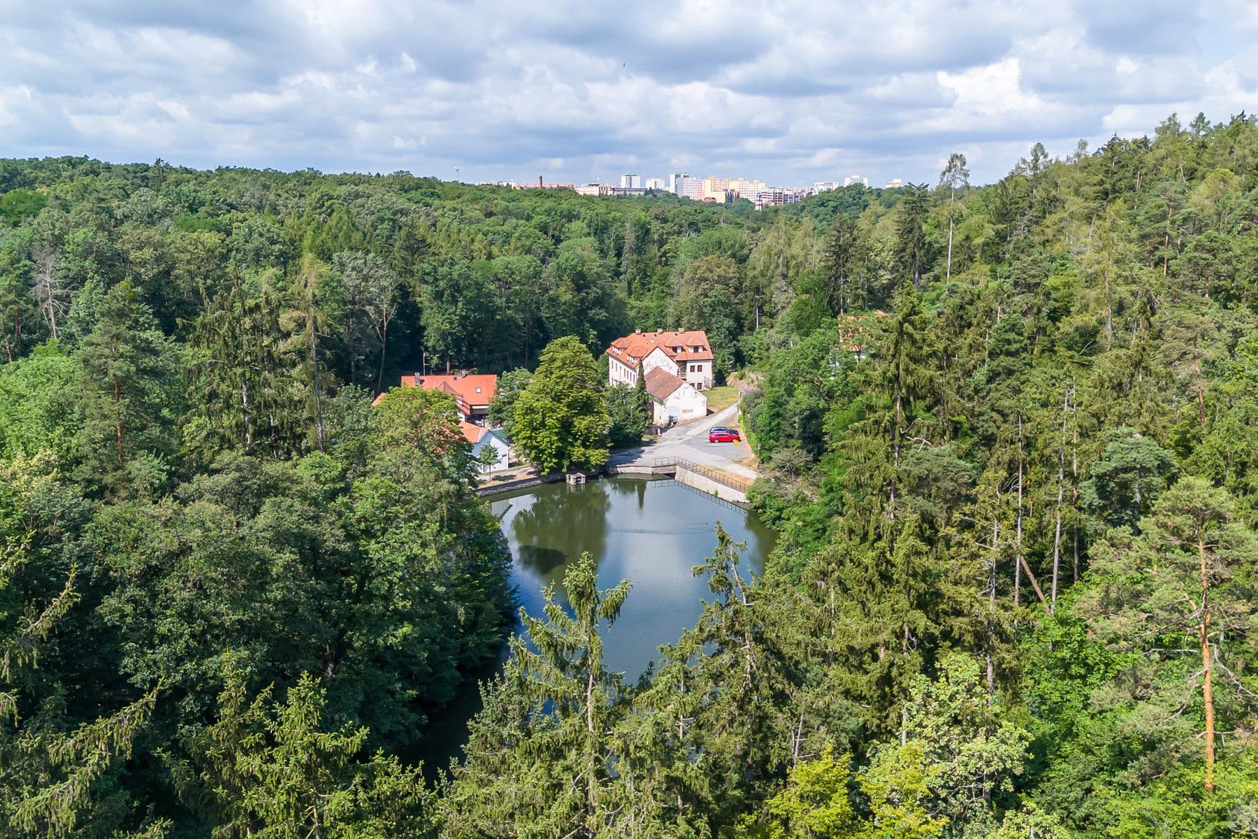 Prodej domu 1.009 m², pozemek 3.687 m², K Borovíčku, Praha, Praha Prodej domu 1.009 m², pozemek 3.687 m², K Borovíčku, Praha, Praha