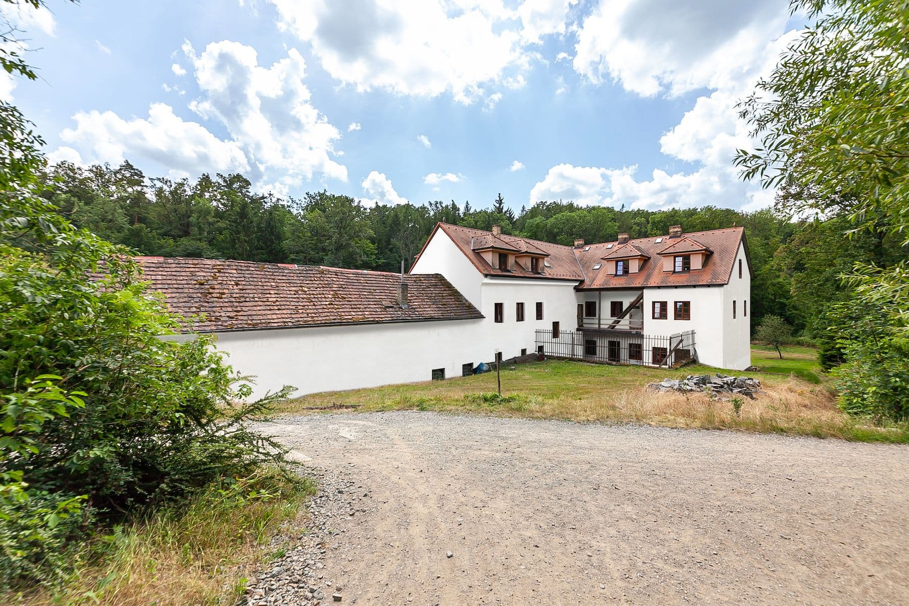 Prodej domu 1.009 m², pozemek 3.687 m², K Borovíčku, Praha, Praha Prodej domu 1.009 m², pozemek 3.687 m², K Borovíčku, Praha, Praha